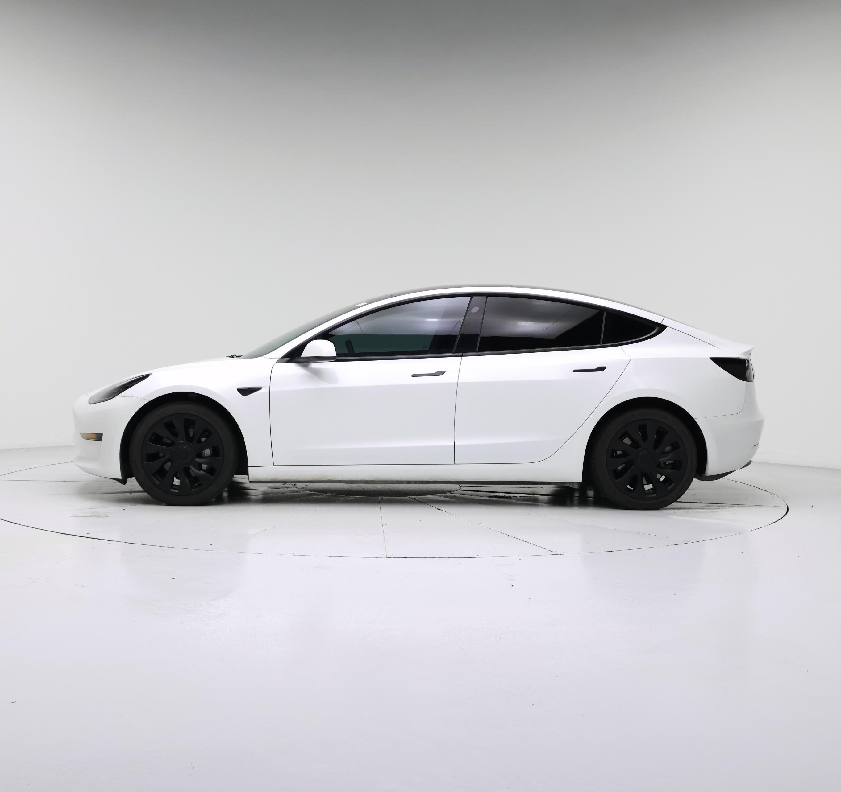 Thumbnail: 2023 Tesla Model 3 - 3