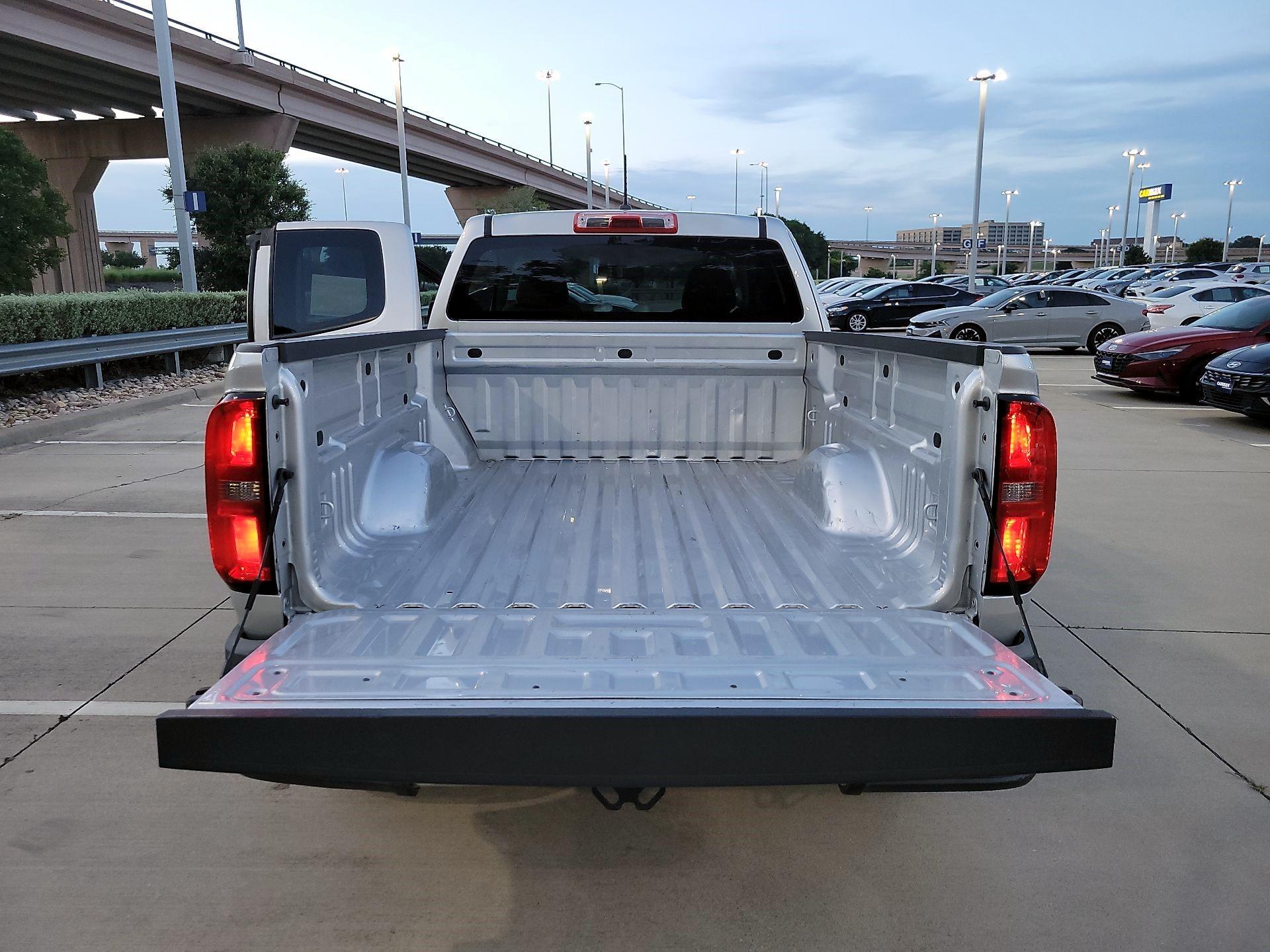 Thumbnail: 2019 Chevrolet Colorado - 18