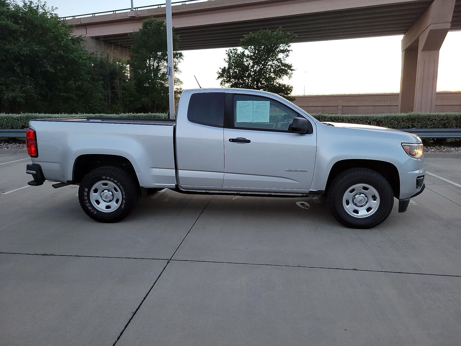 Thumbnail: 2019 Chevrolet Colorado - 4