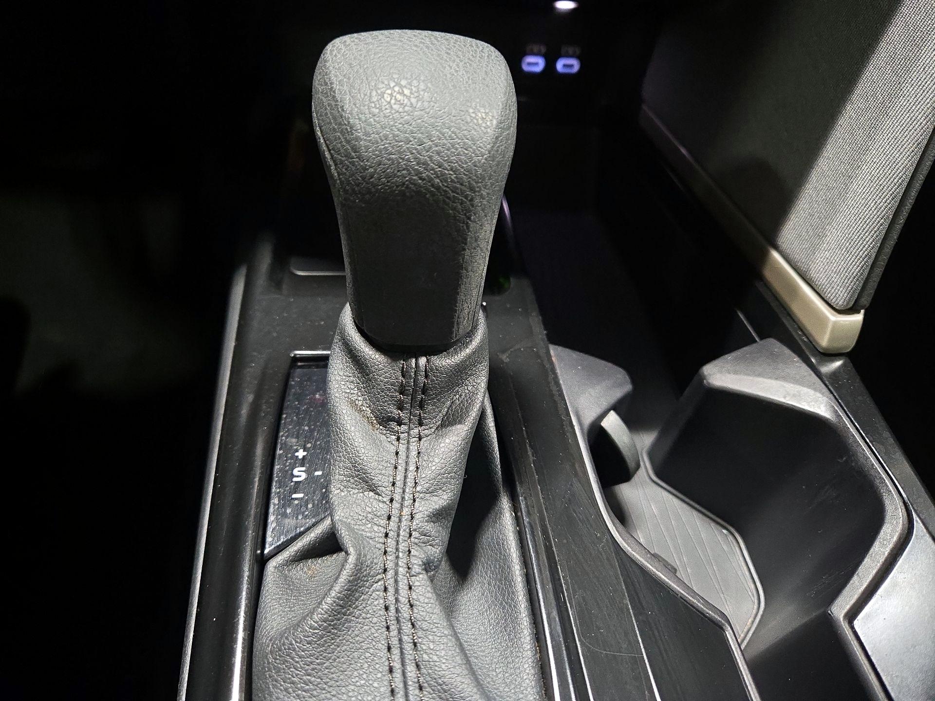 Thumbnail: 2025 Toyota Camry - 17