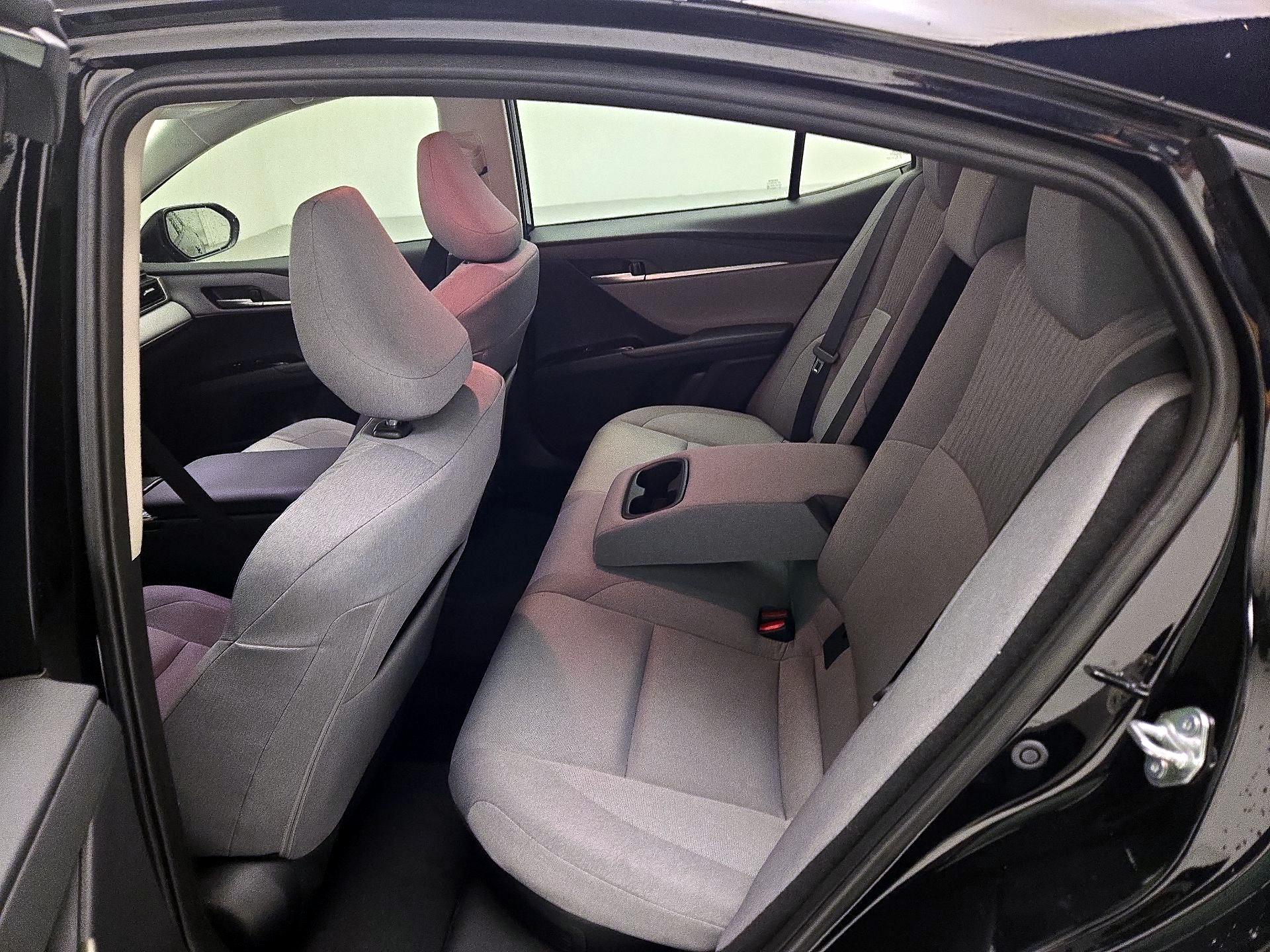 Thumbnail: 2025 Toyota Camry - 19