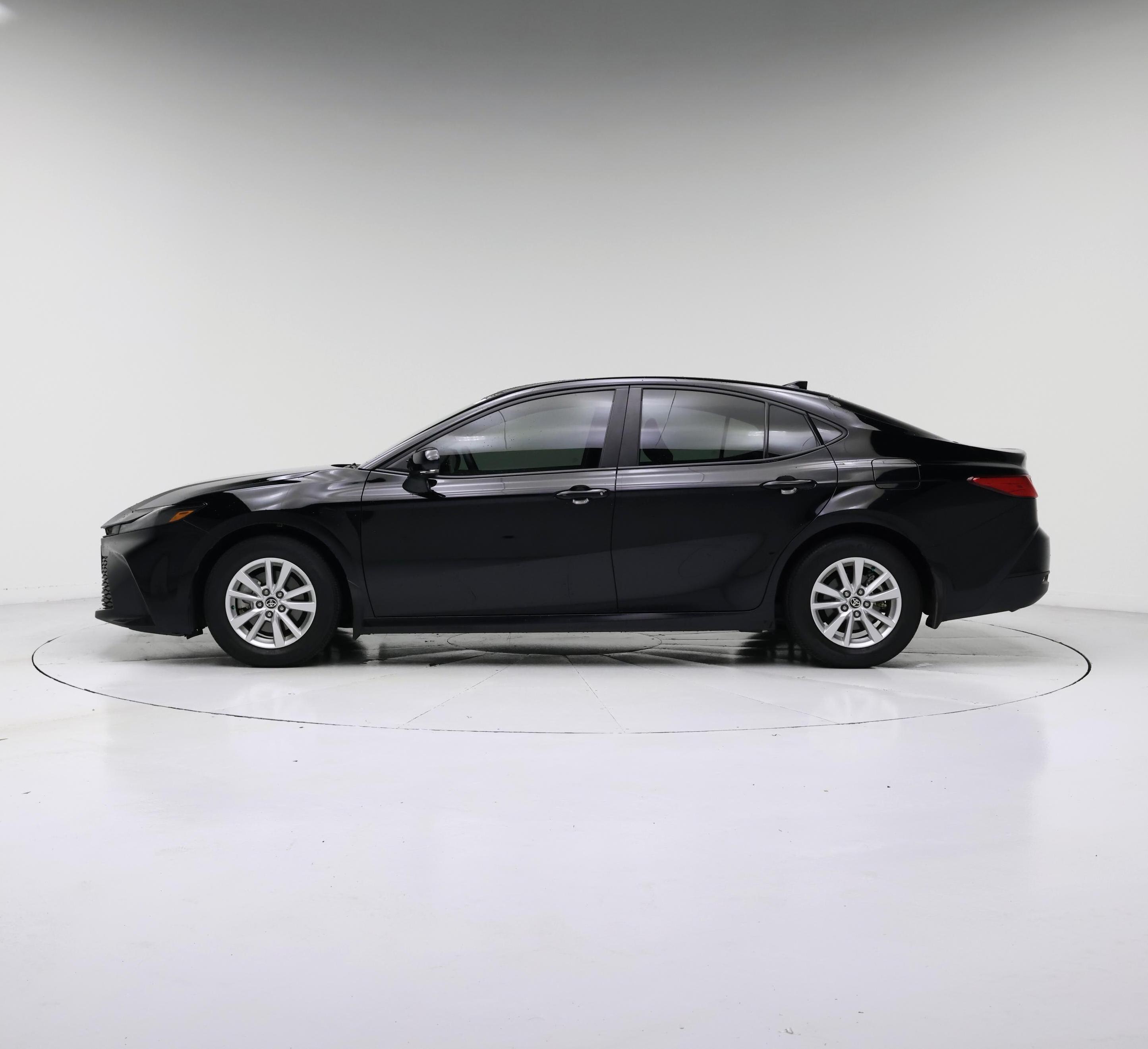 Thumbnail: 2025 Toyota Camry - 3