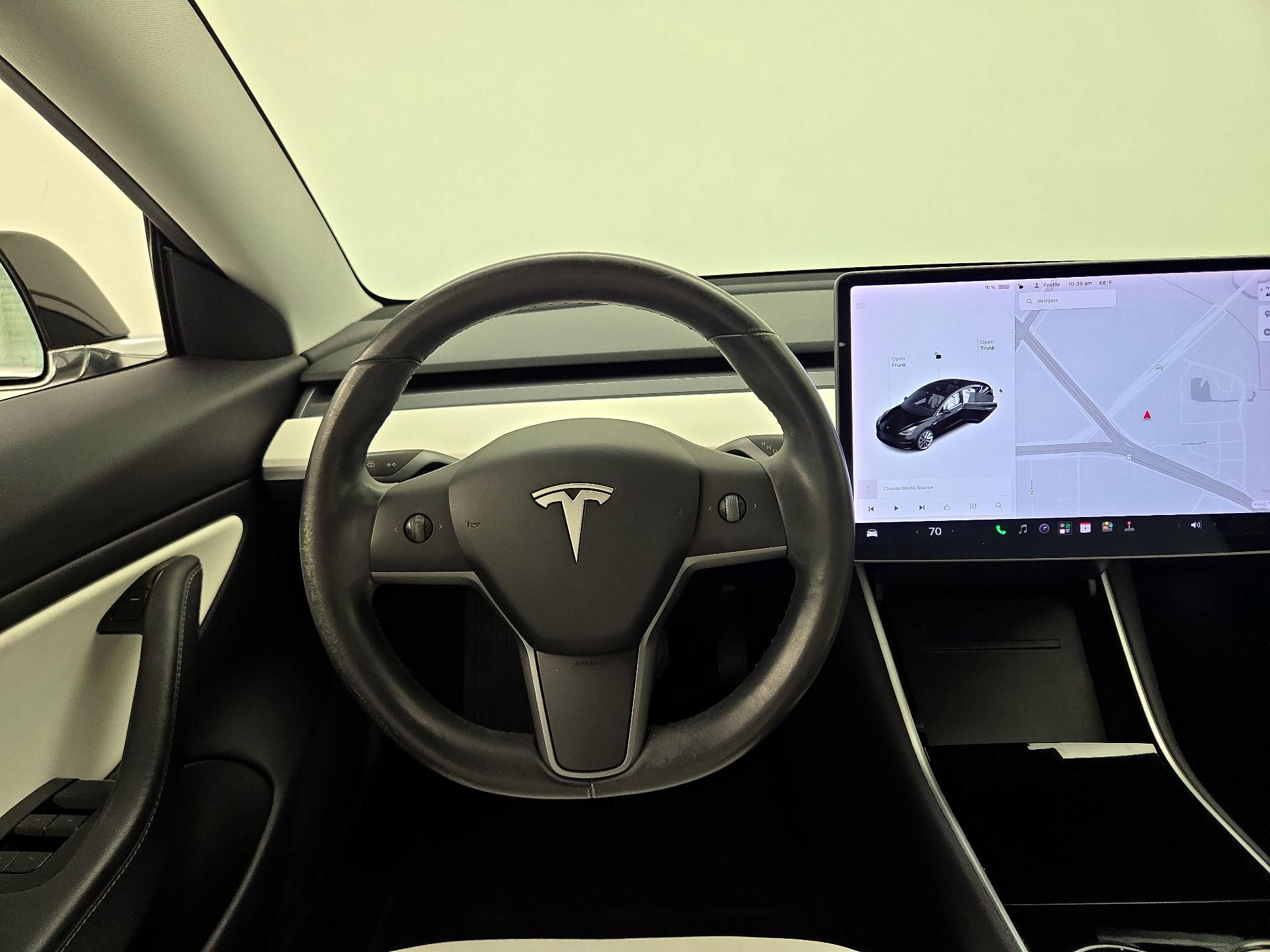 Thumbnail: 2019 Tesla Model 3 - 10