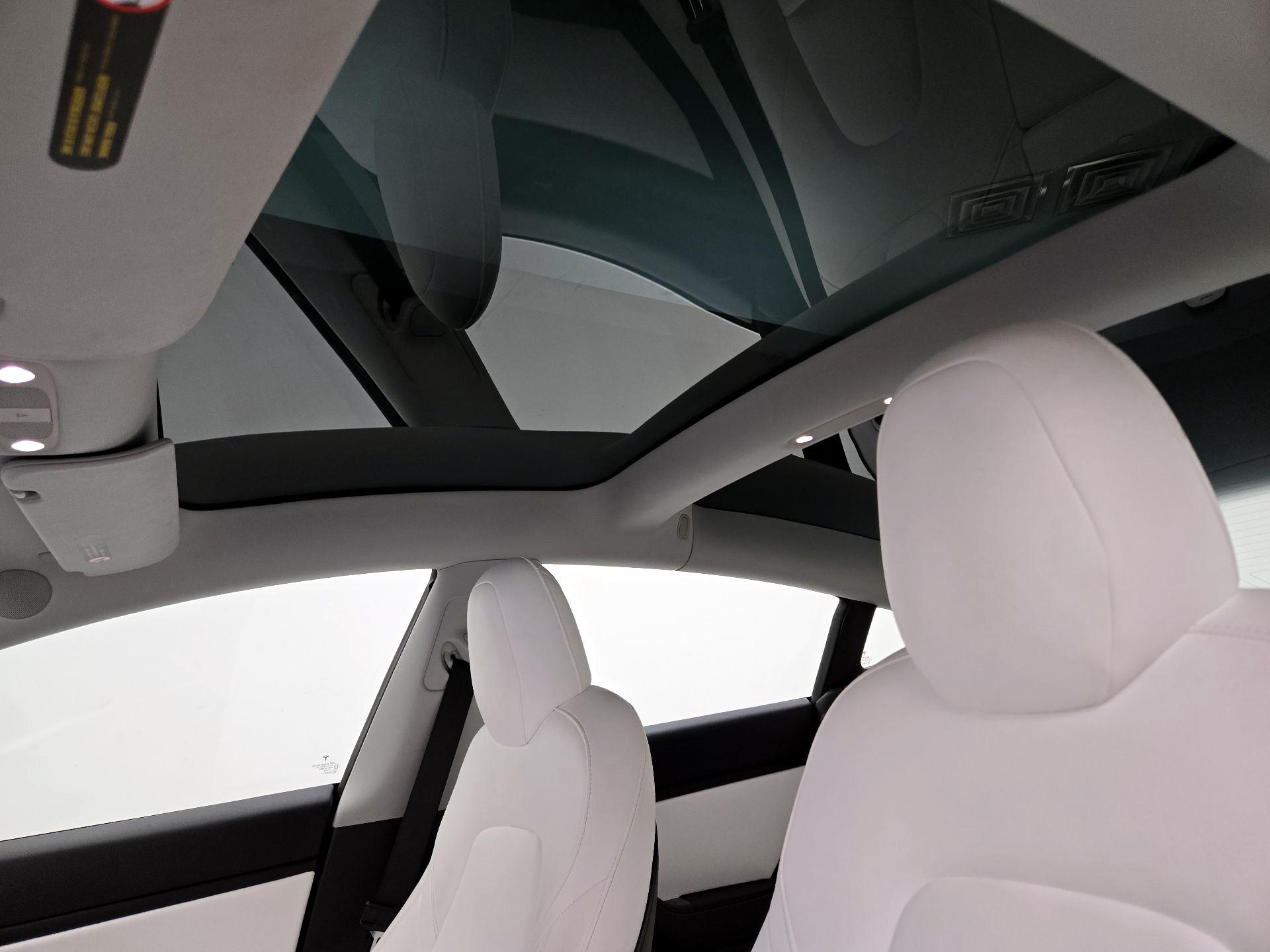 Thumbnail: 2019 Tesla Model 3 - 19