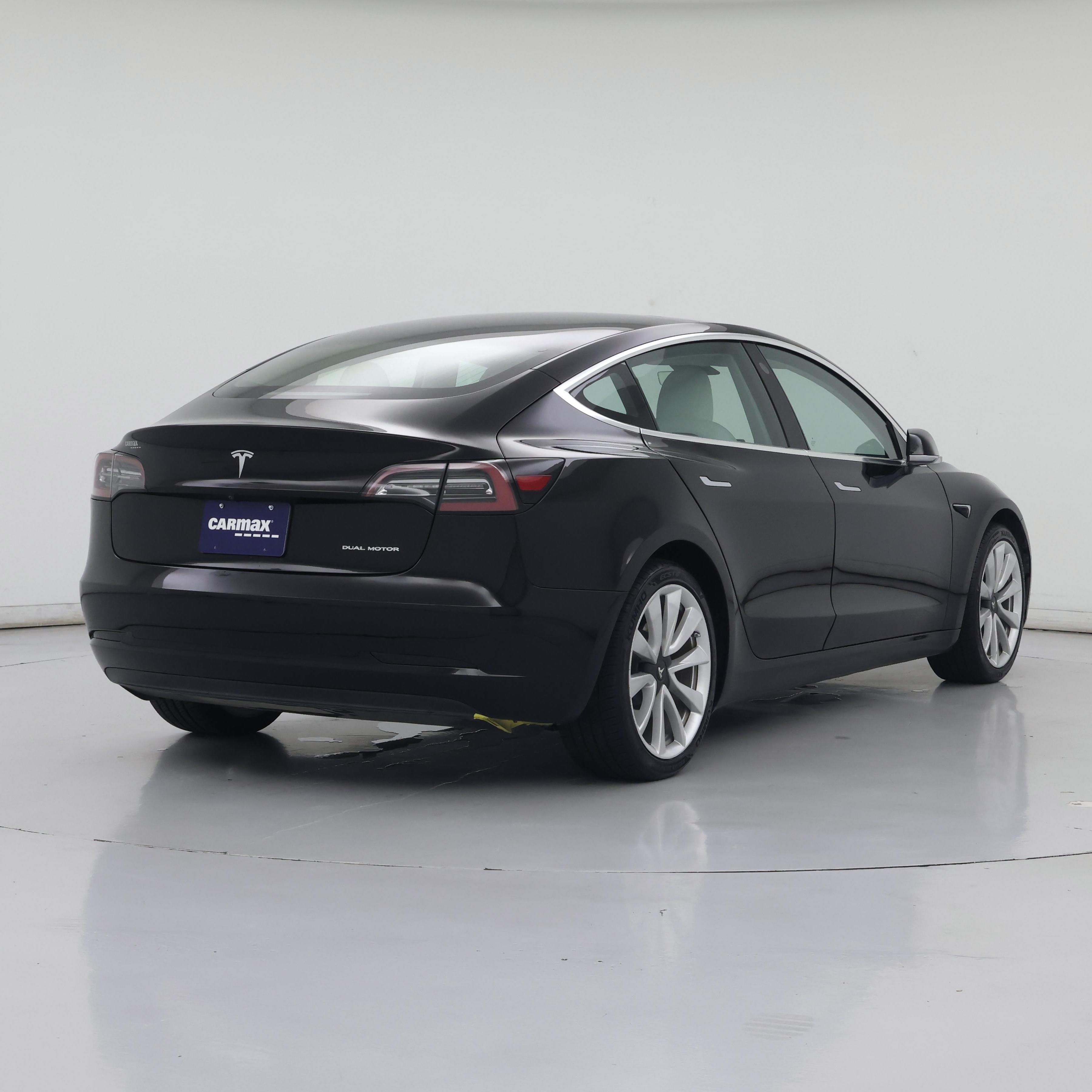 Thumbnail: 2019 Tesla Model 3 - 8