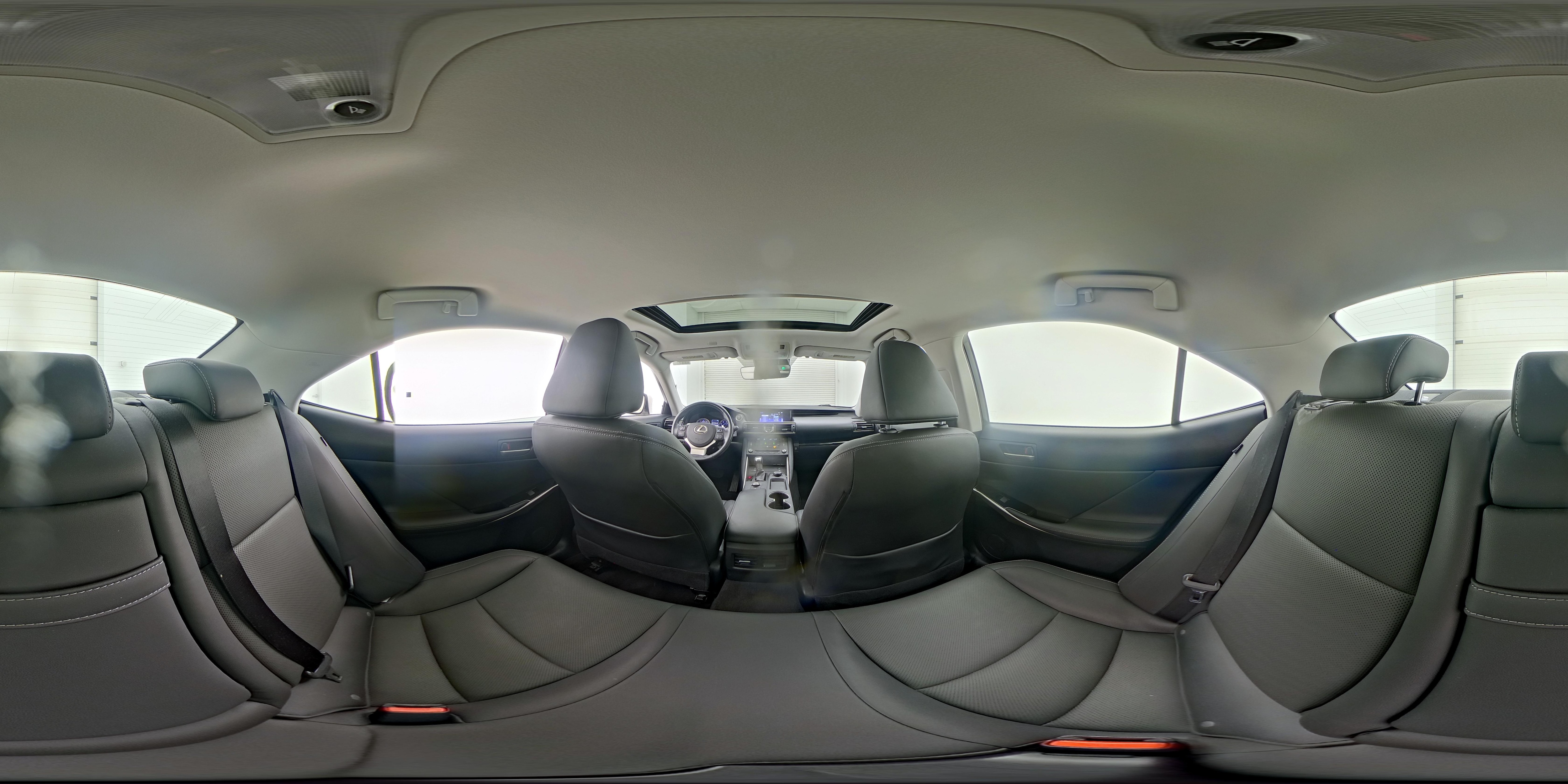 2020 Lexus IS 300 - Photo 27