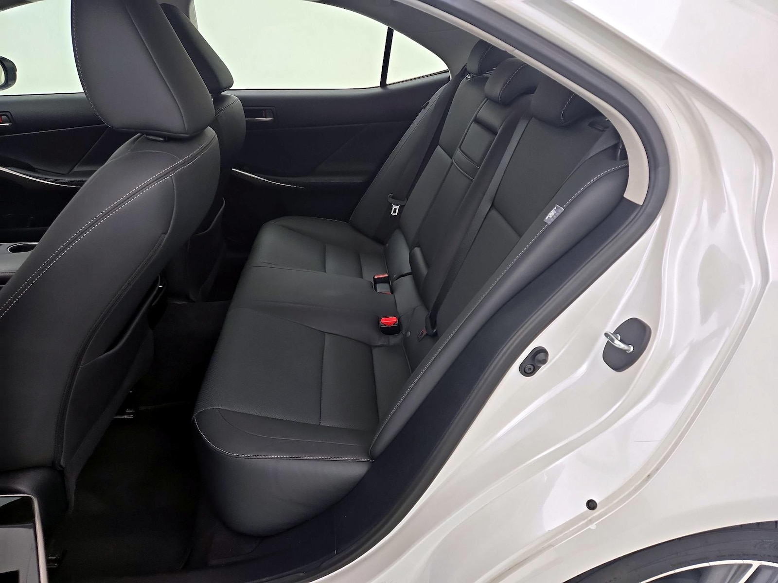 2020 Lexus IS 300 - Photo 22