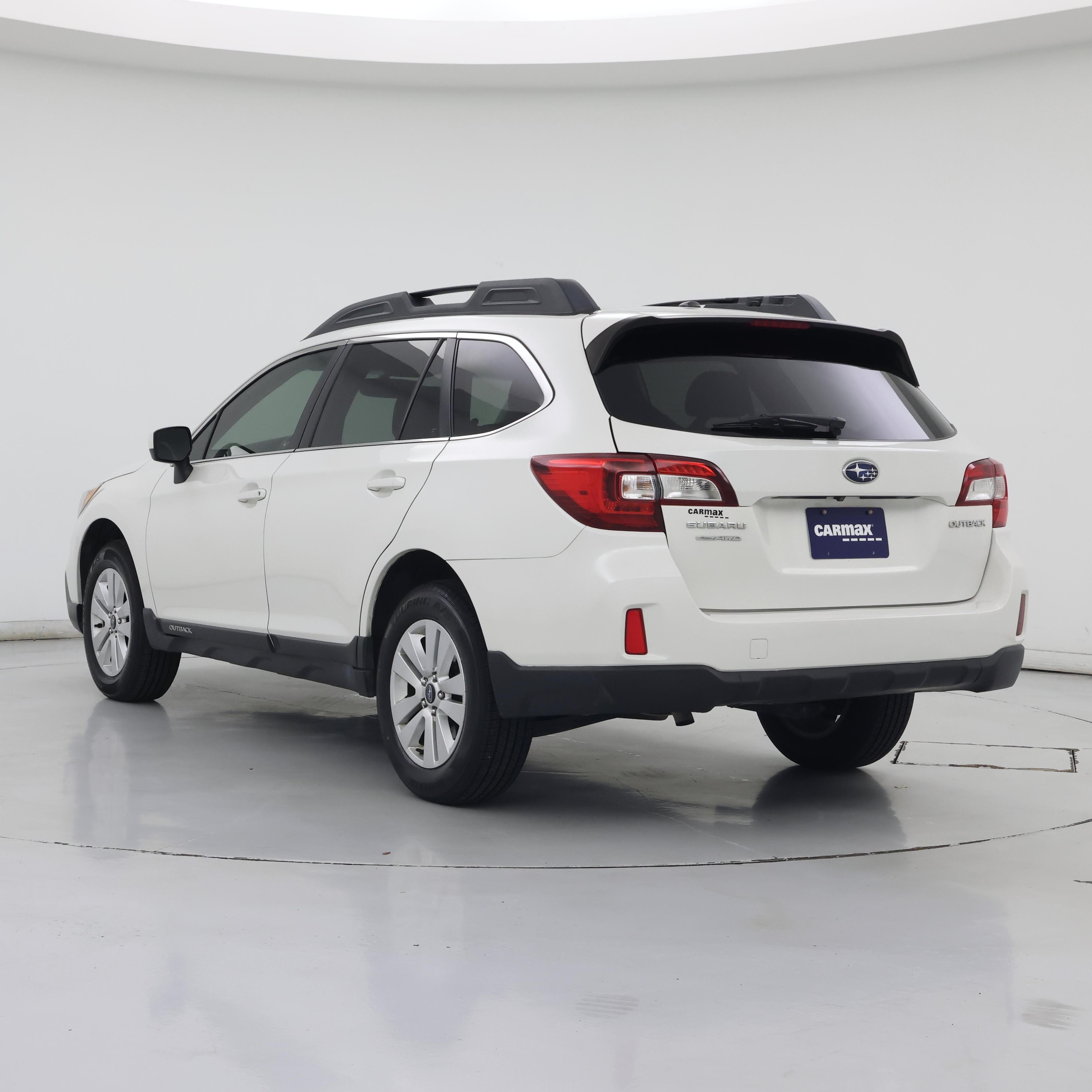 Thumbnail: 2015 Subaru Outback - 2