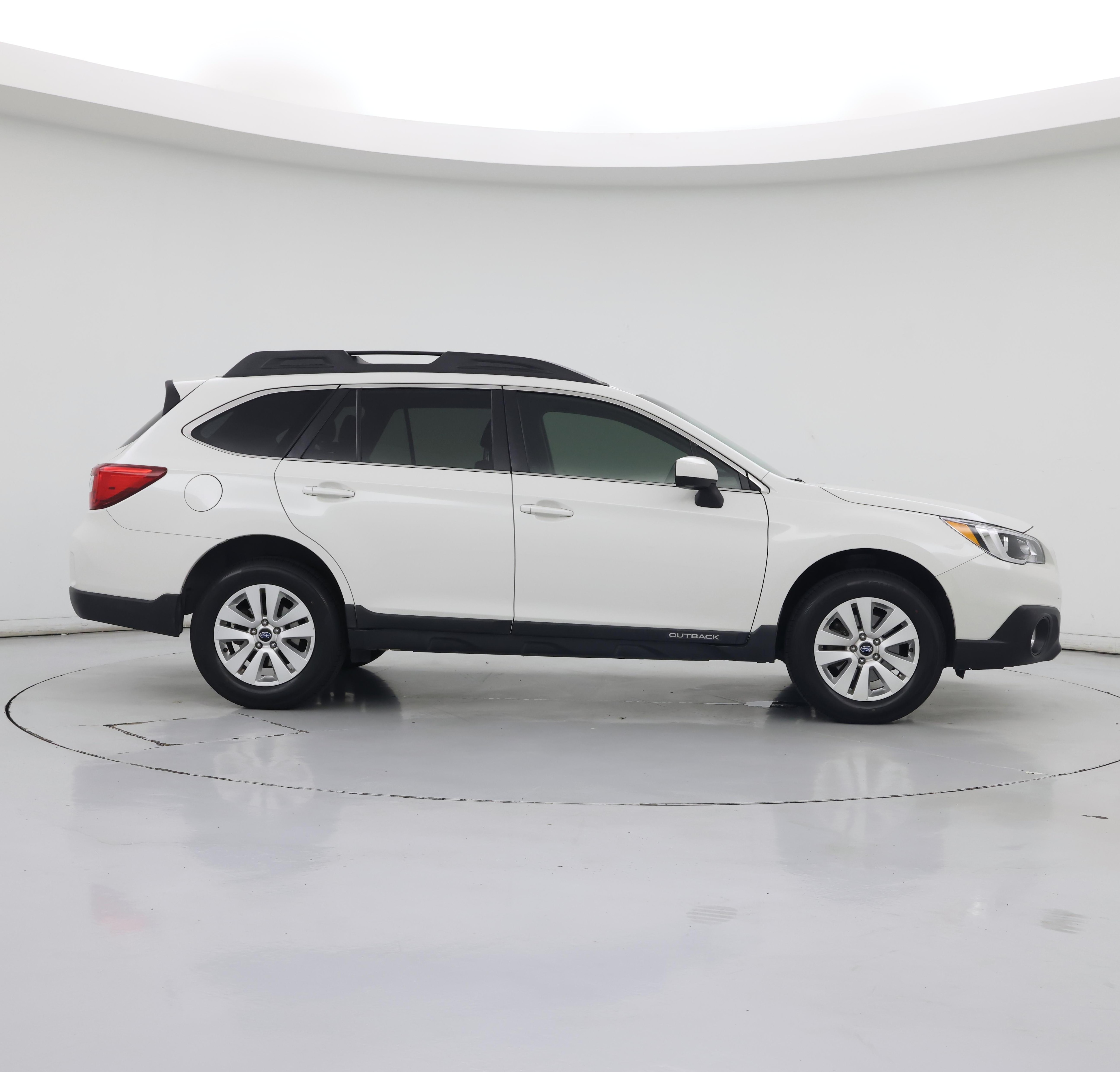Thumbnail: 2015 Subaru Outback - 7