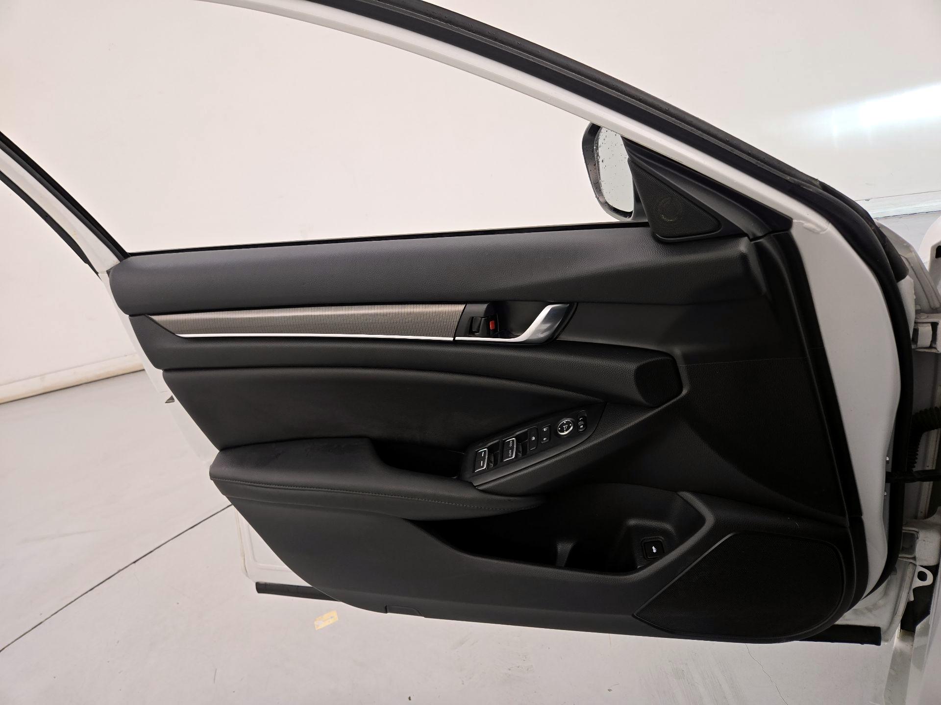 Thumbnail: 2021 Honda Accord - 12