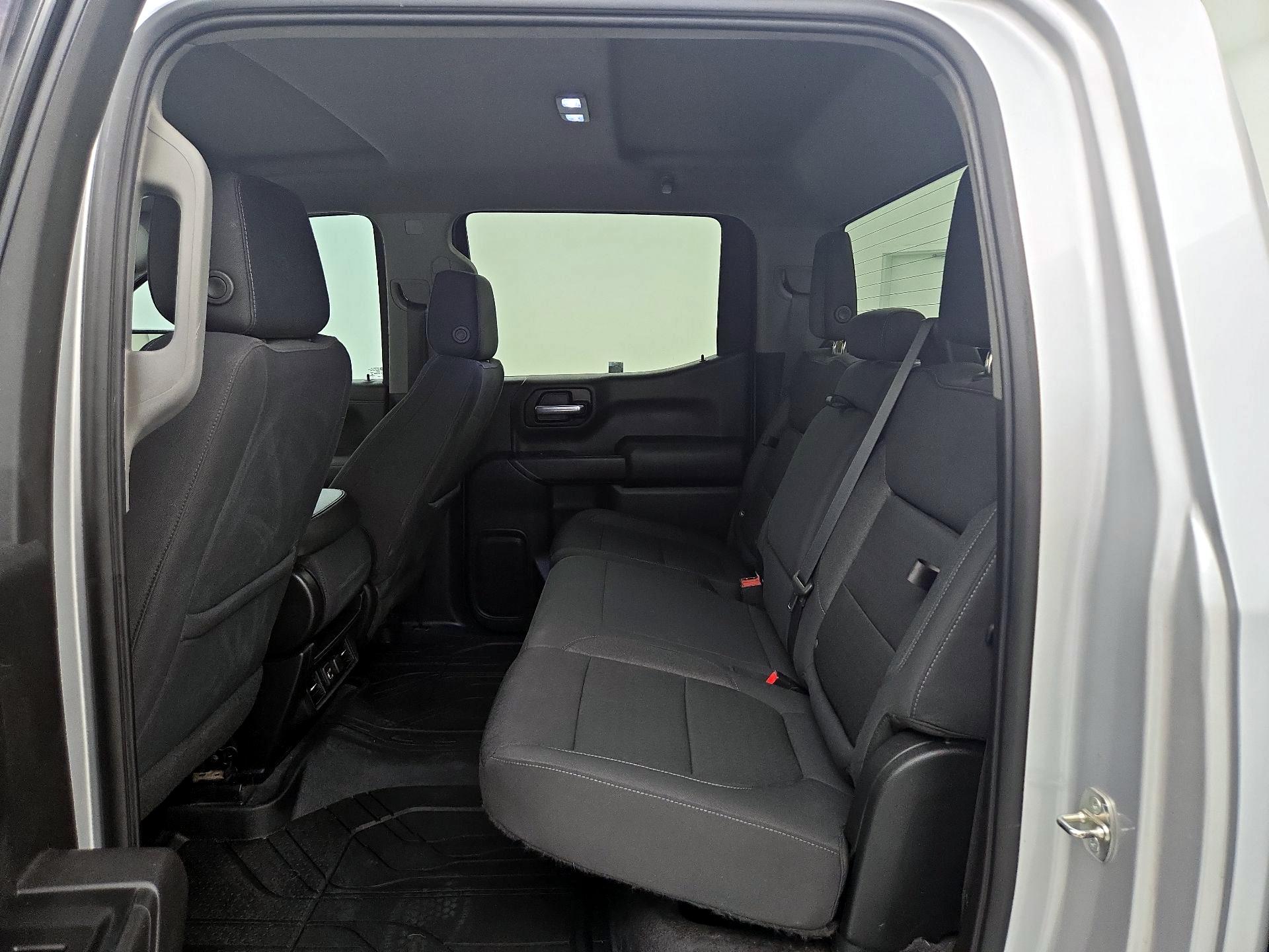 Thumbnail: 2021 Chevrolet Silverado 1500 - 19
