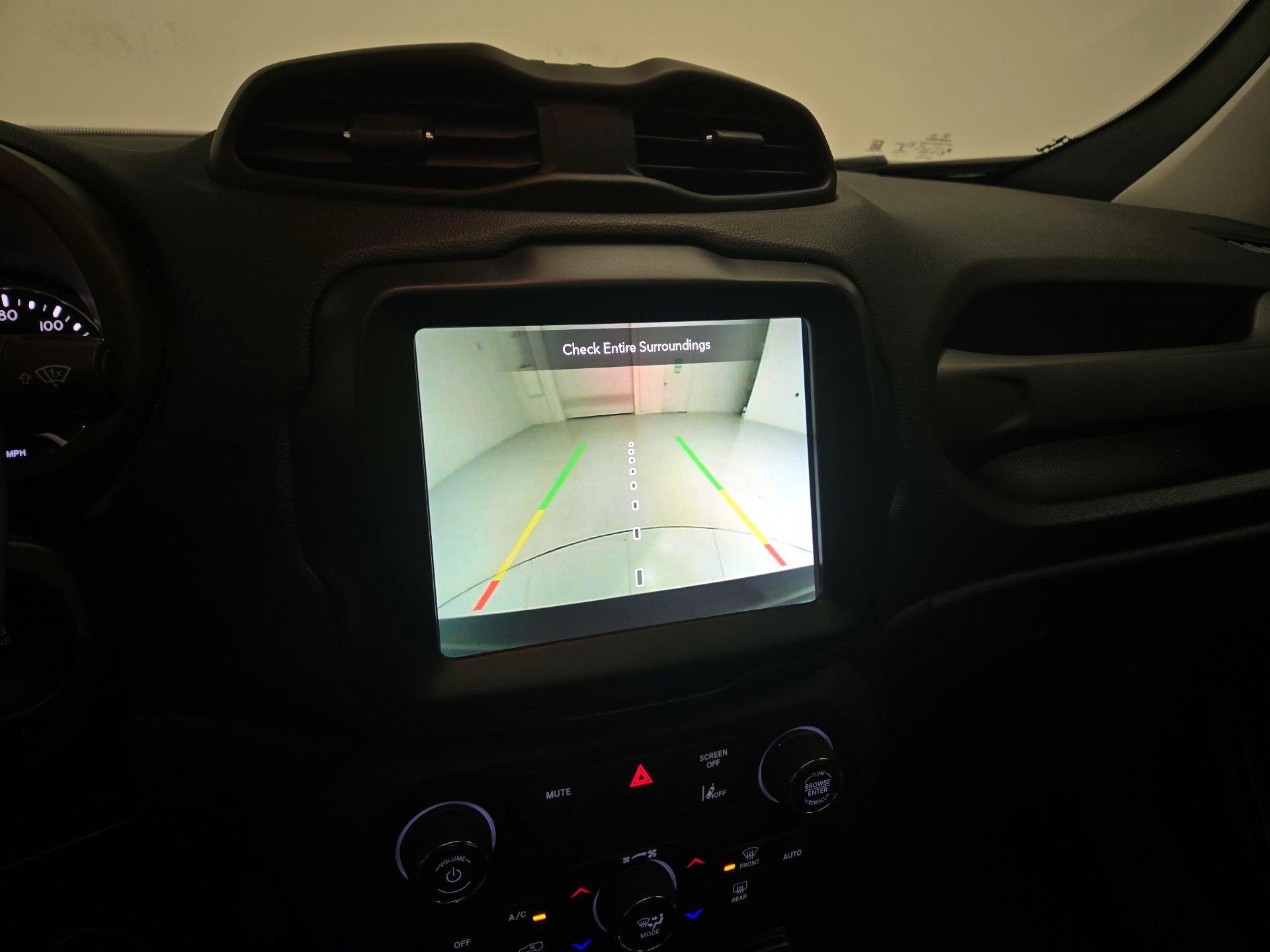 Thumbnail: 2021 Jeep Renegade - 15