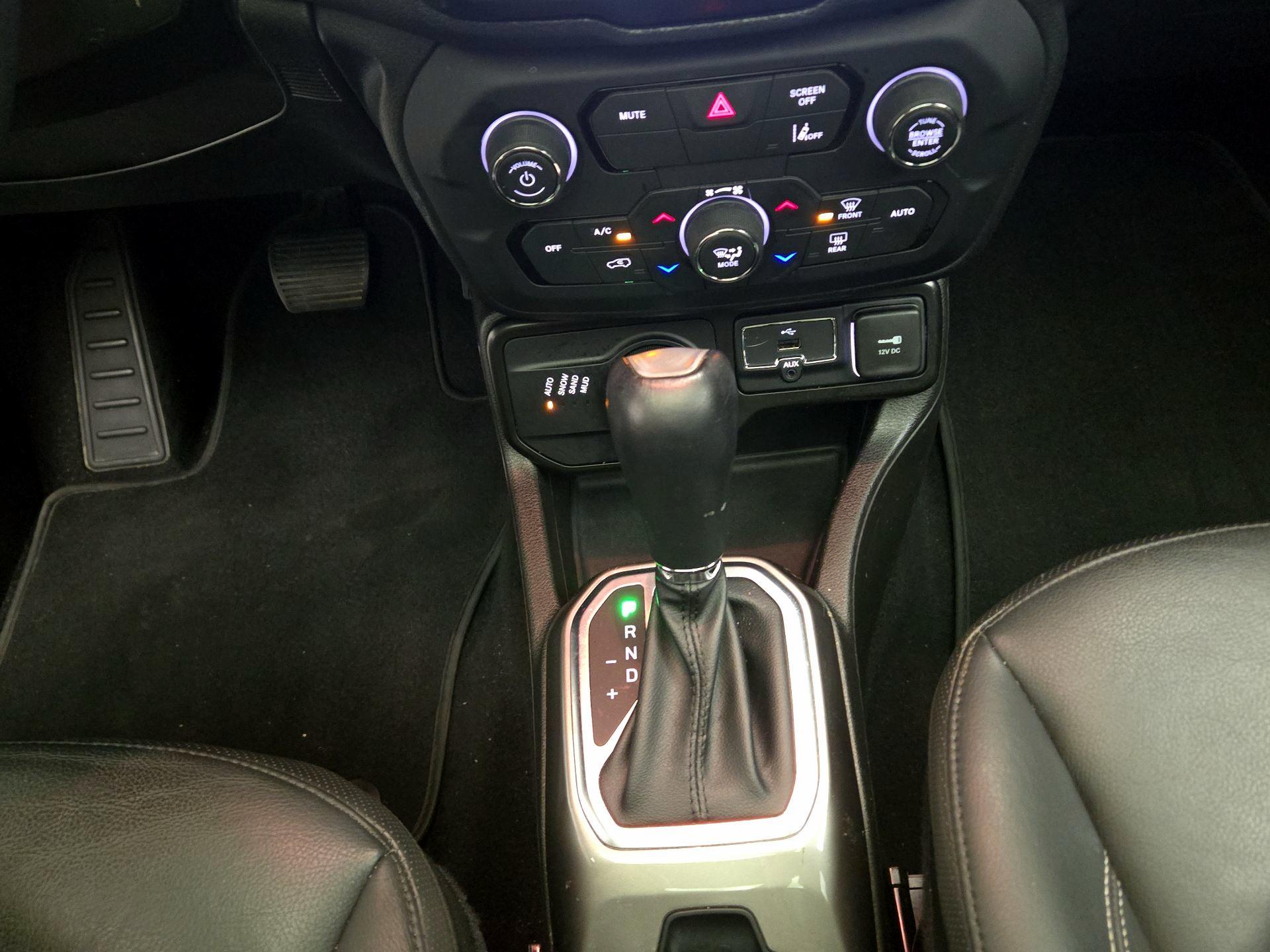 Thumbnail: 2021 Jeep Renegade - 18
