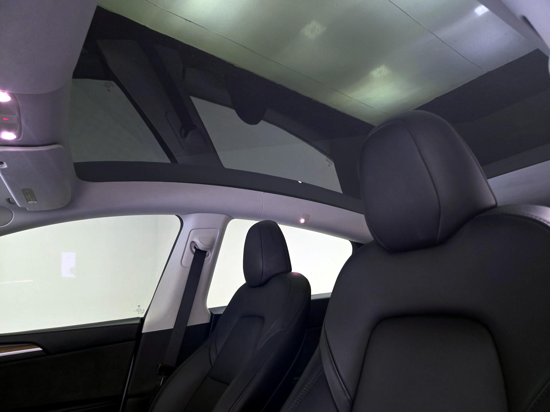 Thumbnail: 2023 Tesla Model Y - 20