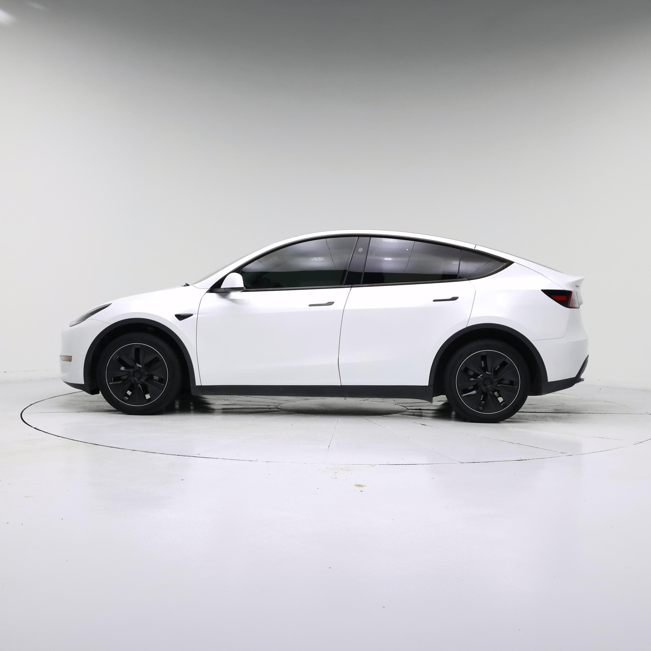 Thumbnail: 2023 Tesla Model Y - 3