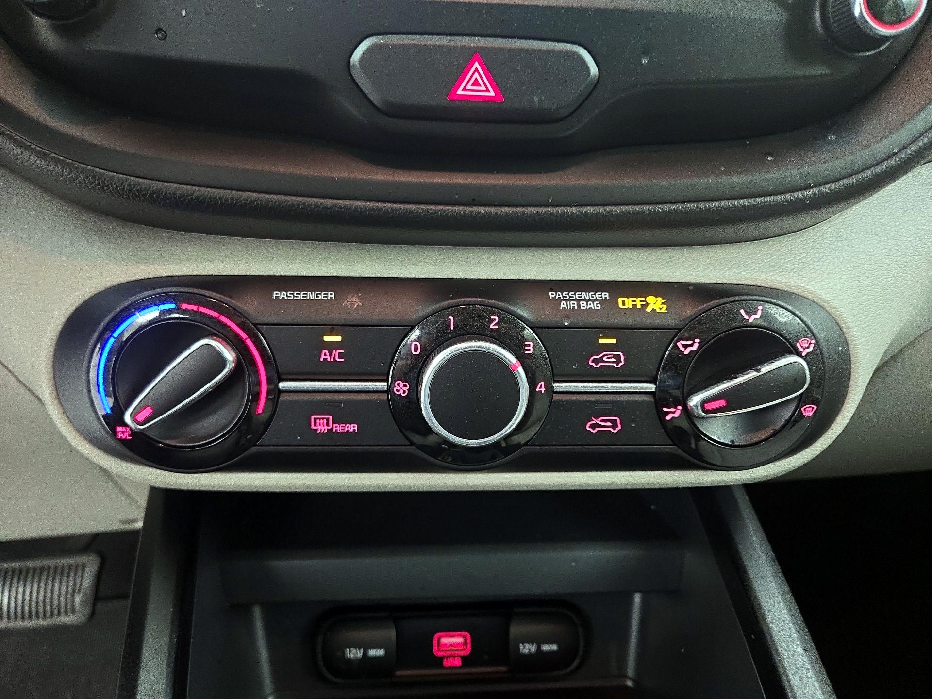 Thumbnail: 2020 Kia Soul - 16