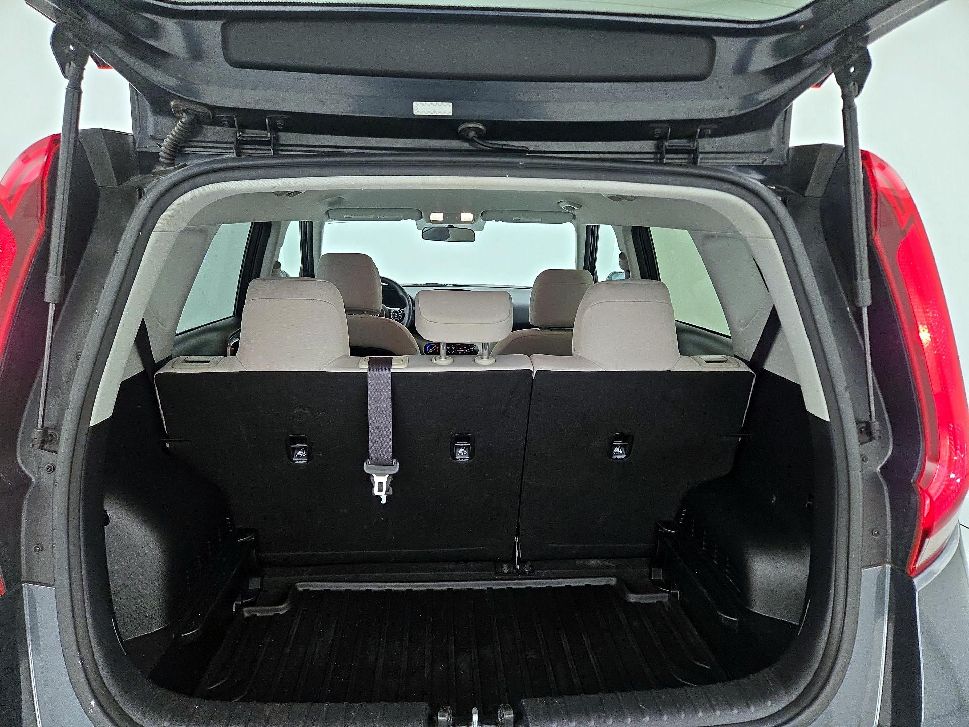 Thumbnail: 2020 Kia Soul - 20