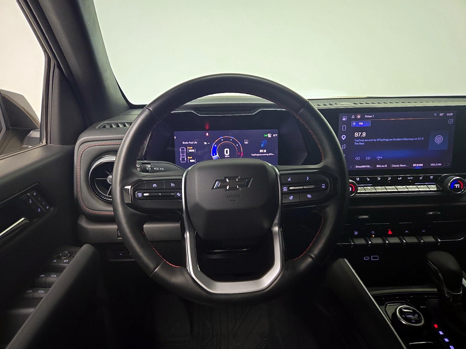 Thumbnail: 2024 Chevrolet Colorado - 10