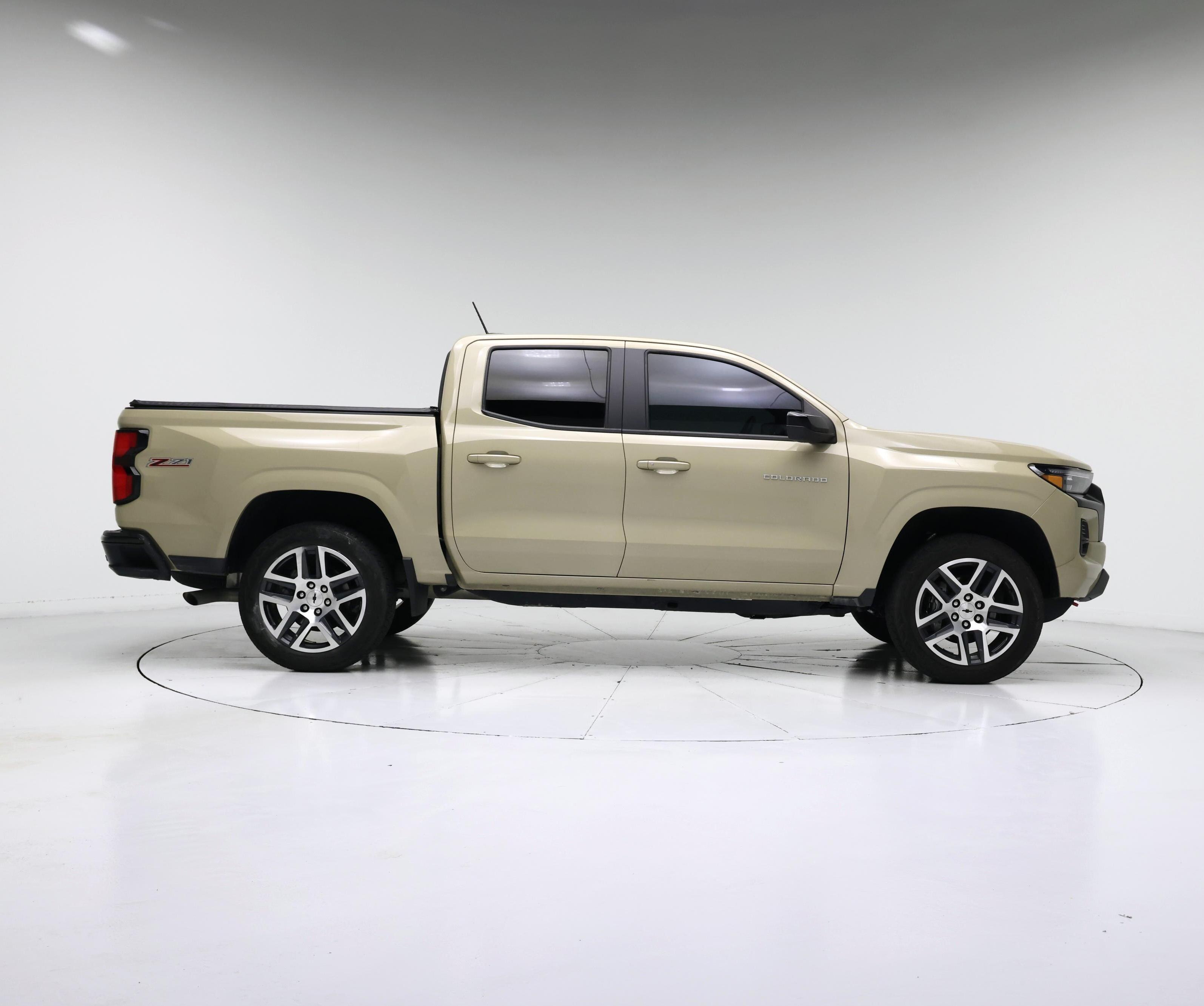 Thumbnail: 2024 Chevrolet Colorado - 7