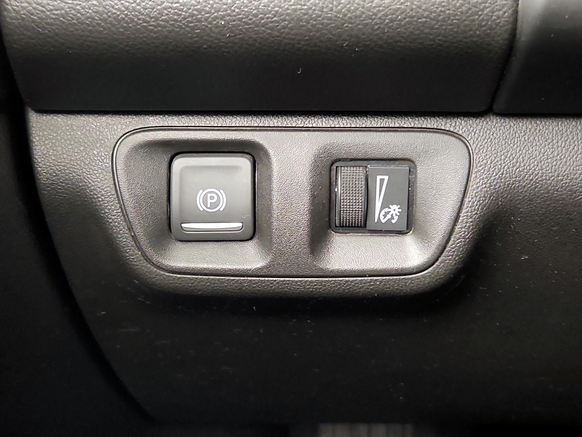 Thumbnail: 2019 GMC Acadia - 13