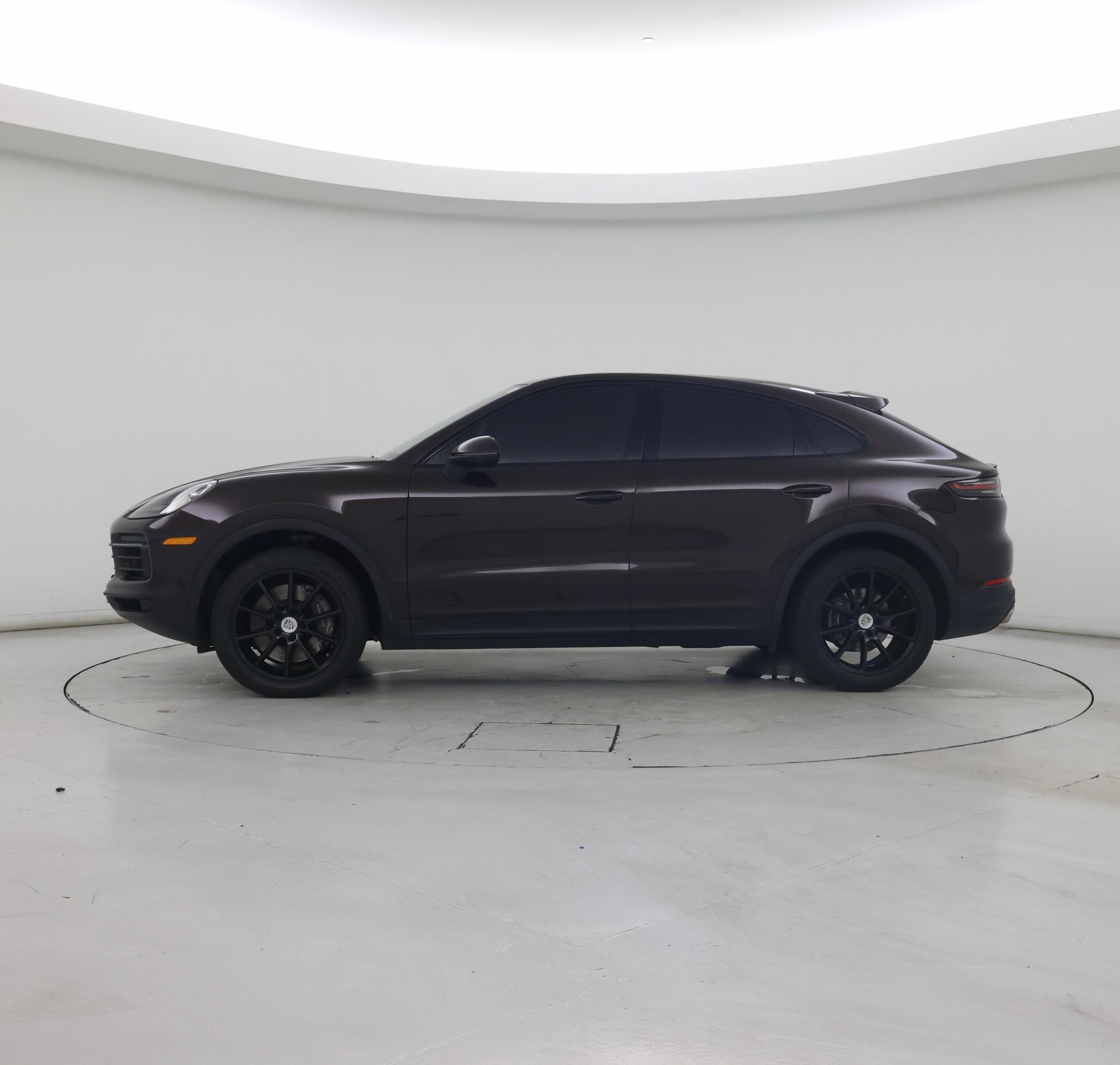 Thumbnail: 2021 Porsche Cayenne - 3