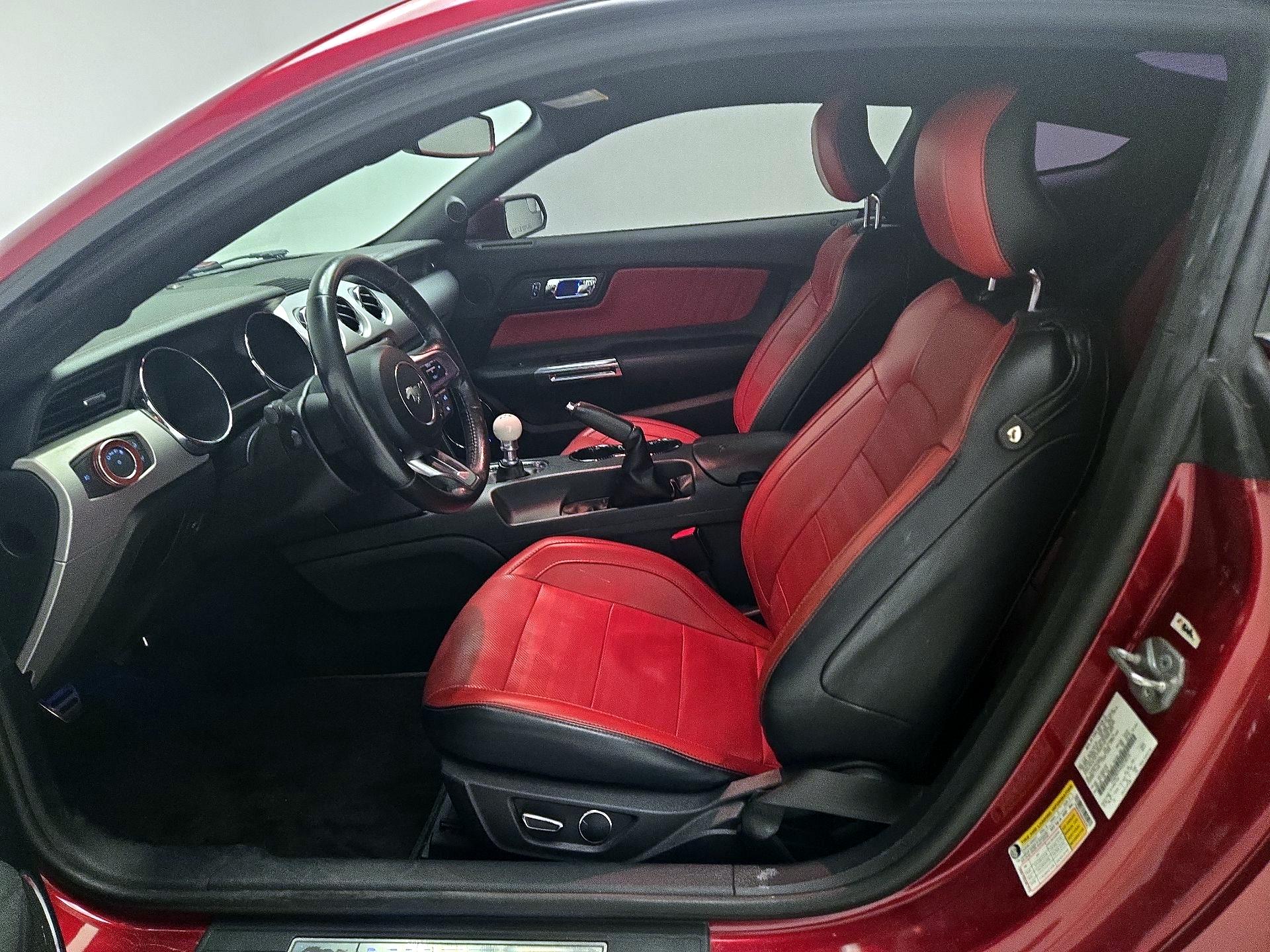 Thumbnail: 2017 Ford Mustang - 11