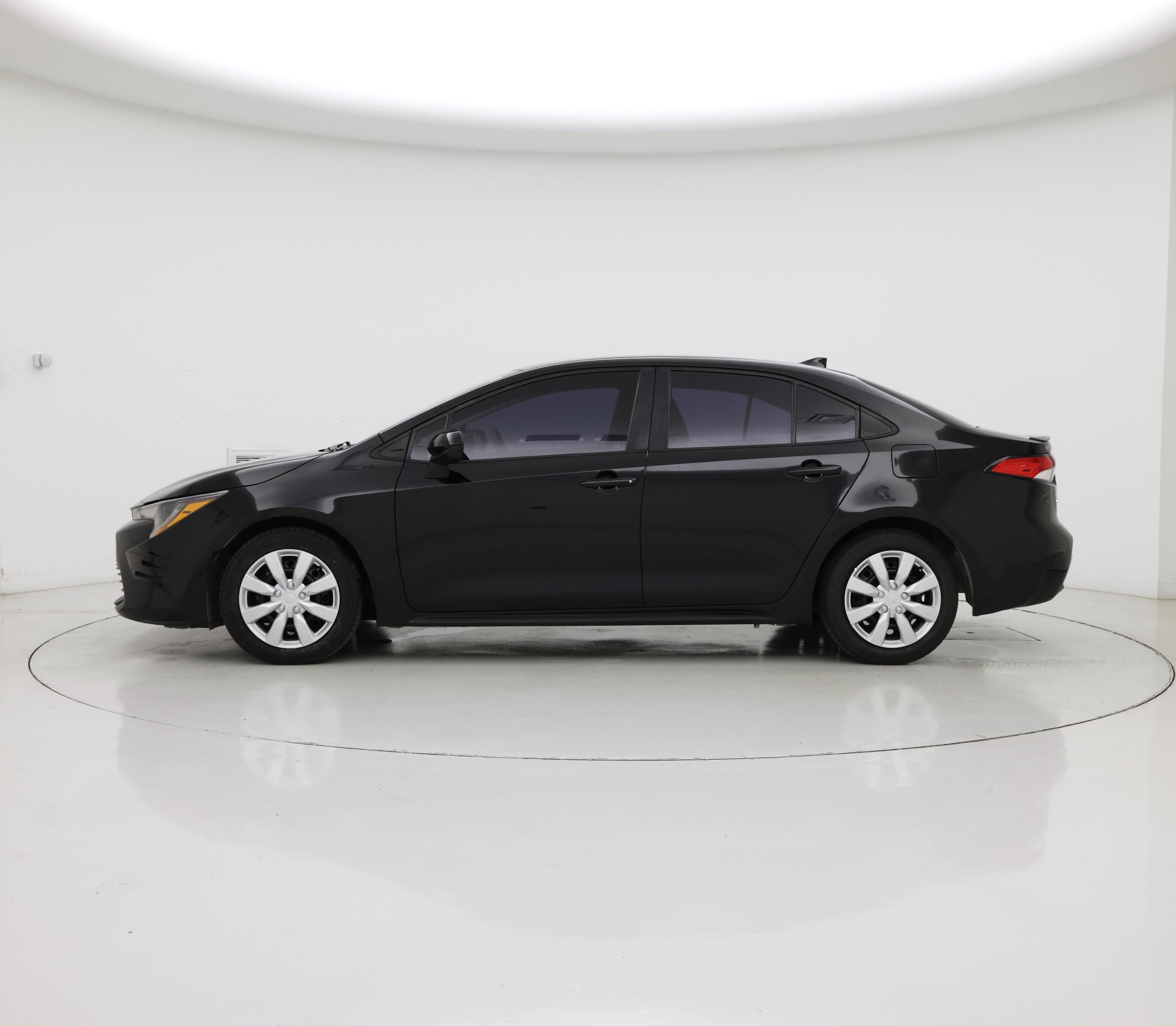Thumbnail: 2024 Toyota Corolla - 3