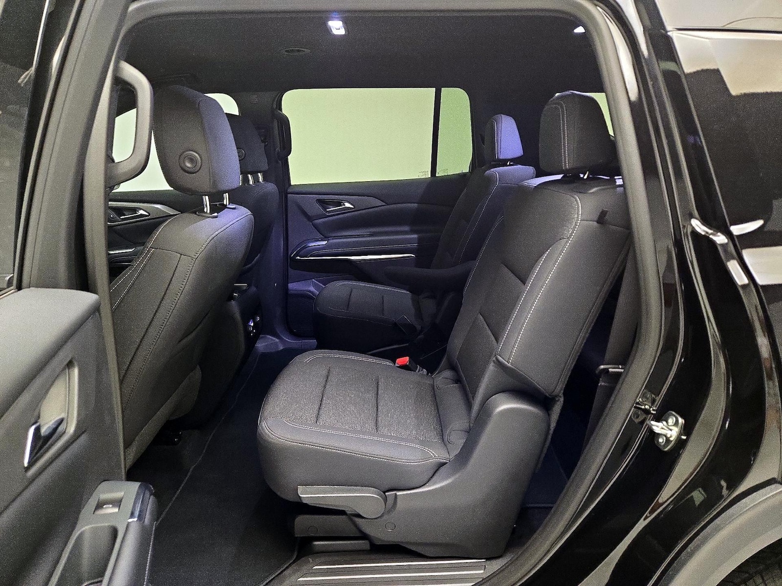 2026 Chevrolet Traverse LT - Photo 21