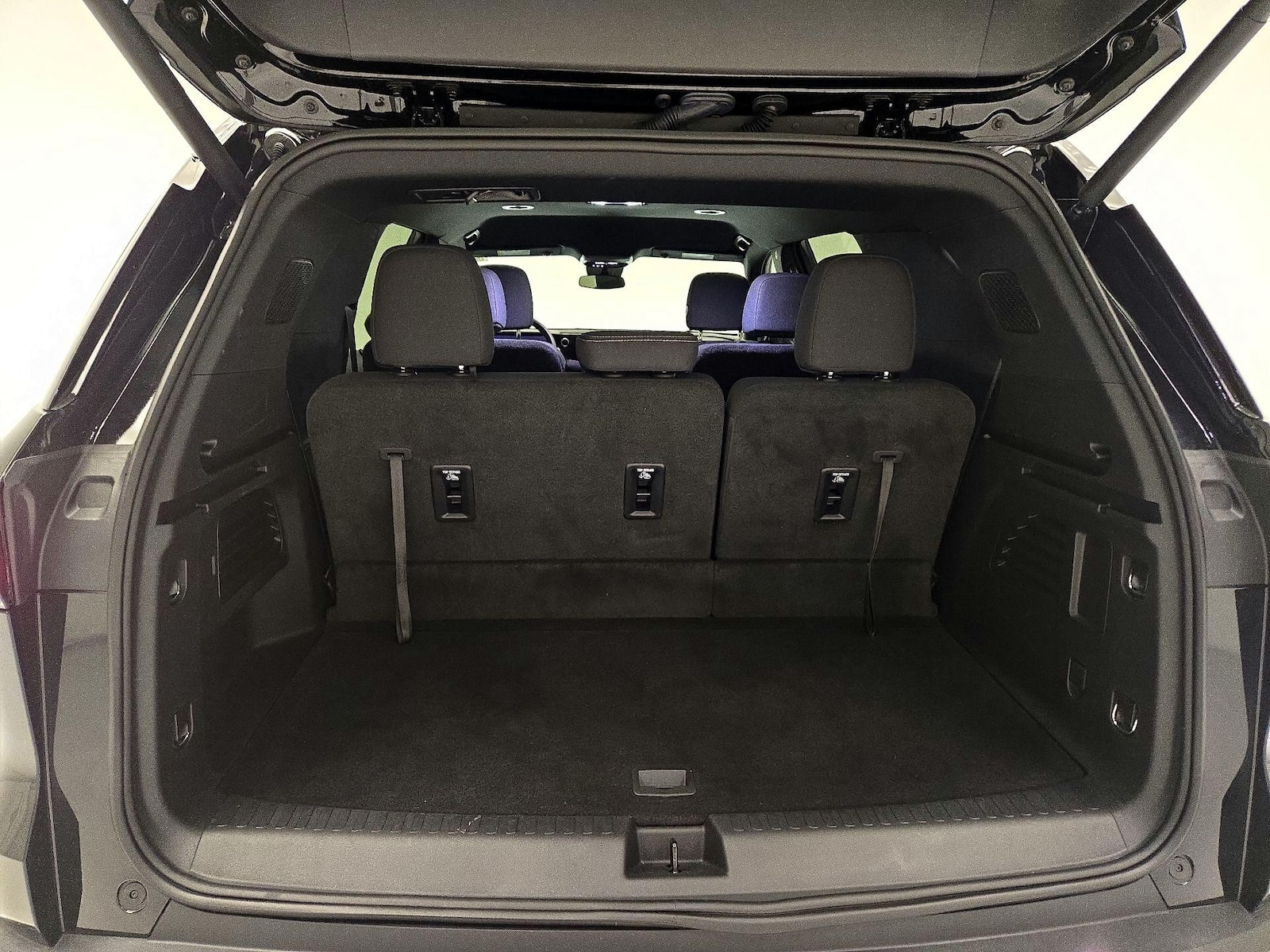 2026 Chevrolet Traverse LT - Photo 23
