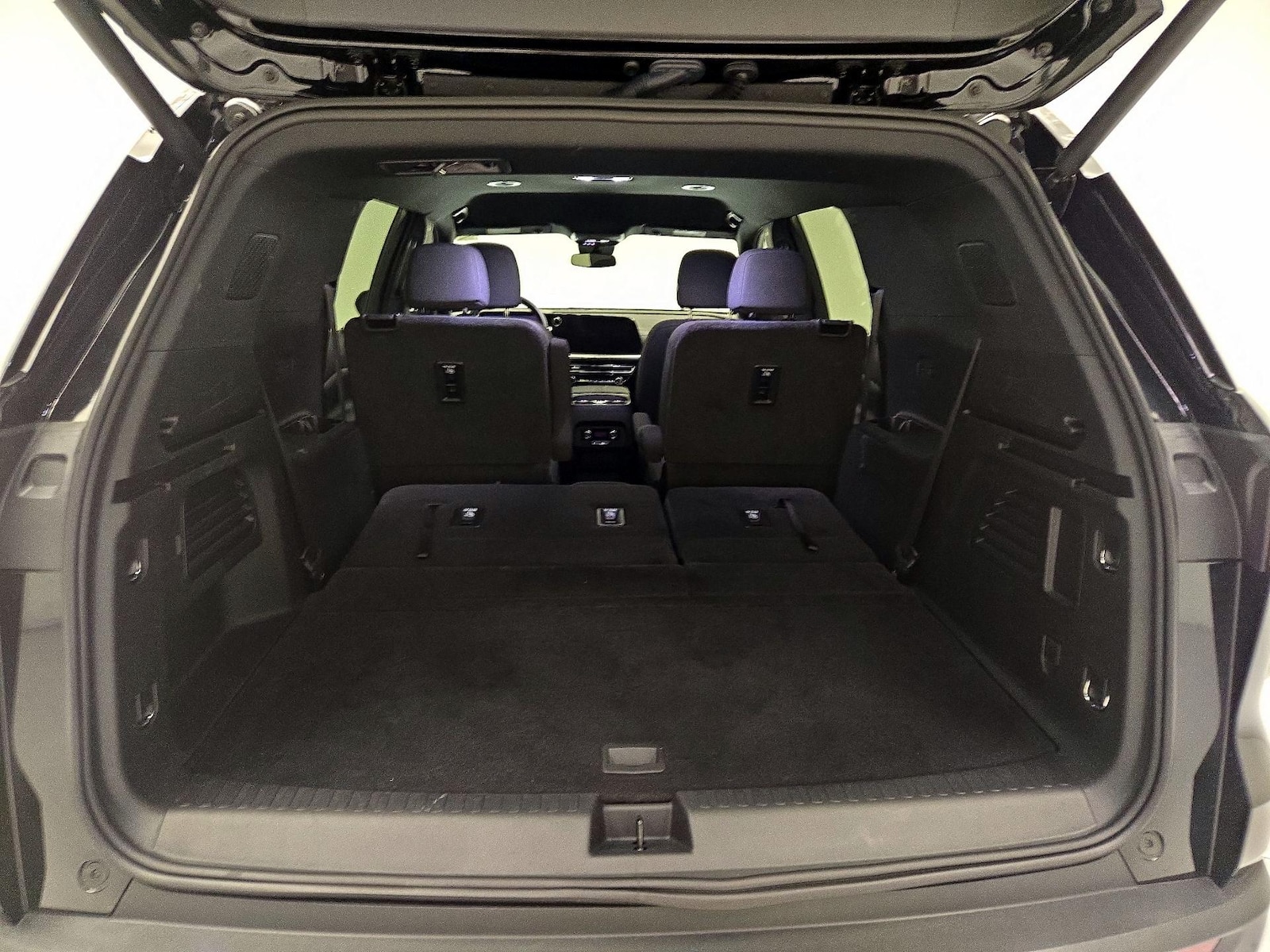 2026 Chevrolet Traverse LT - Photo 24