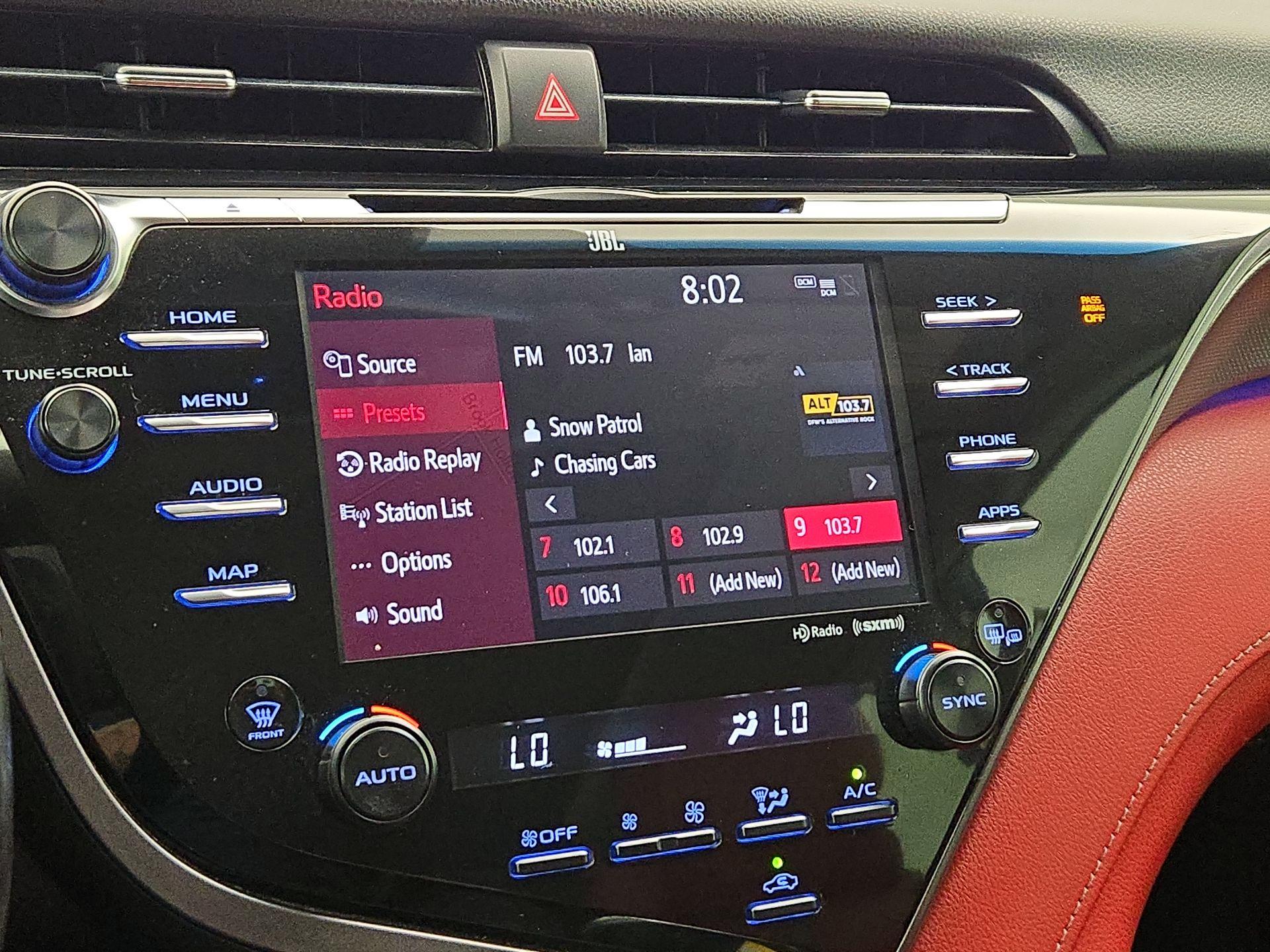 Thumbnail: 2019 Toyota Camry - 16