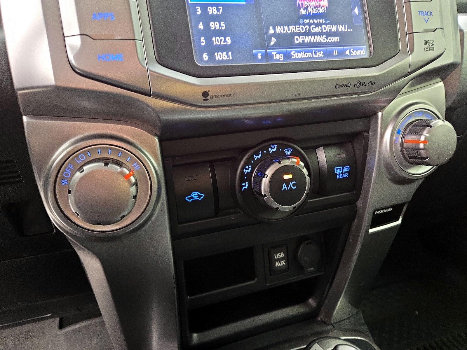 2019 Toyota 4Runner SR5 Premium - Photo 17