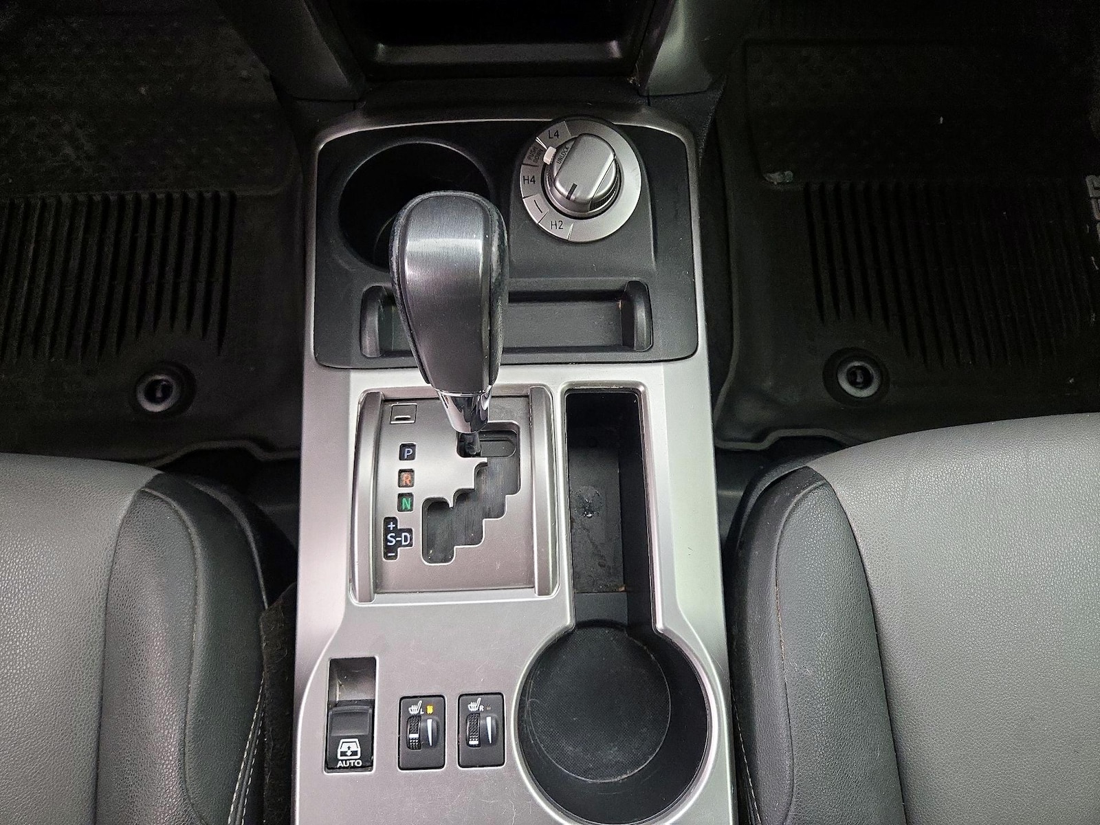 2019 Toyota 4Runner SR5 Premium - Photo 18