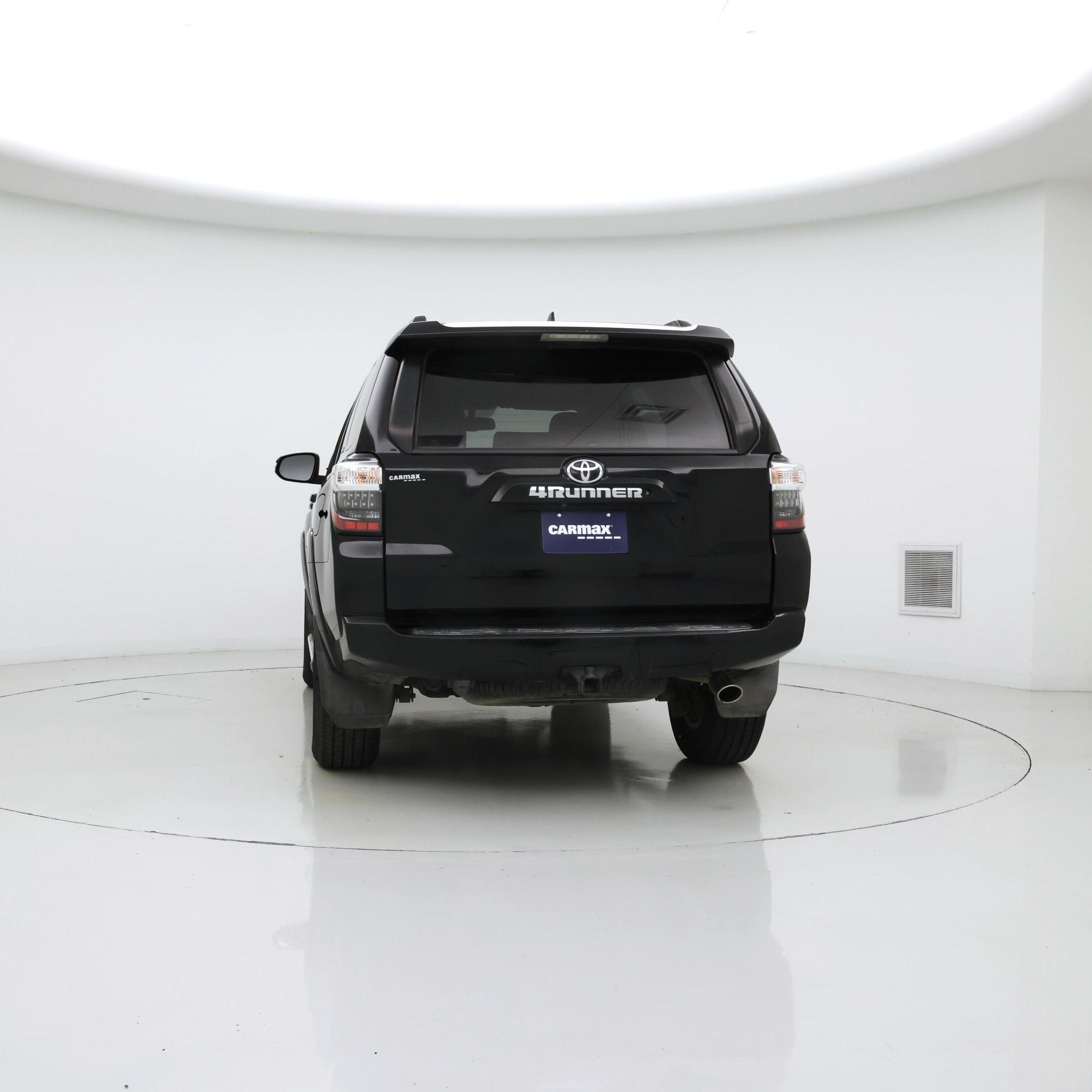 Thumbnail: 2019 Toyota 4Runner - 6