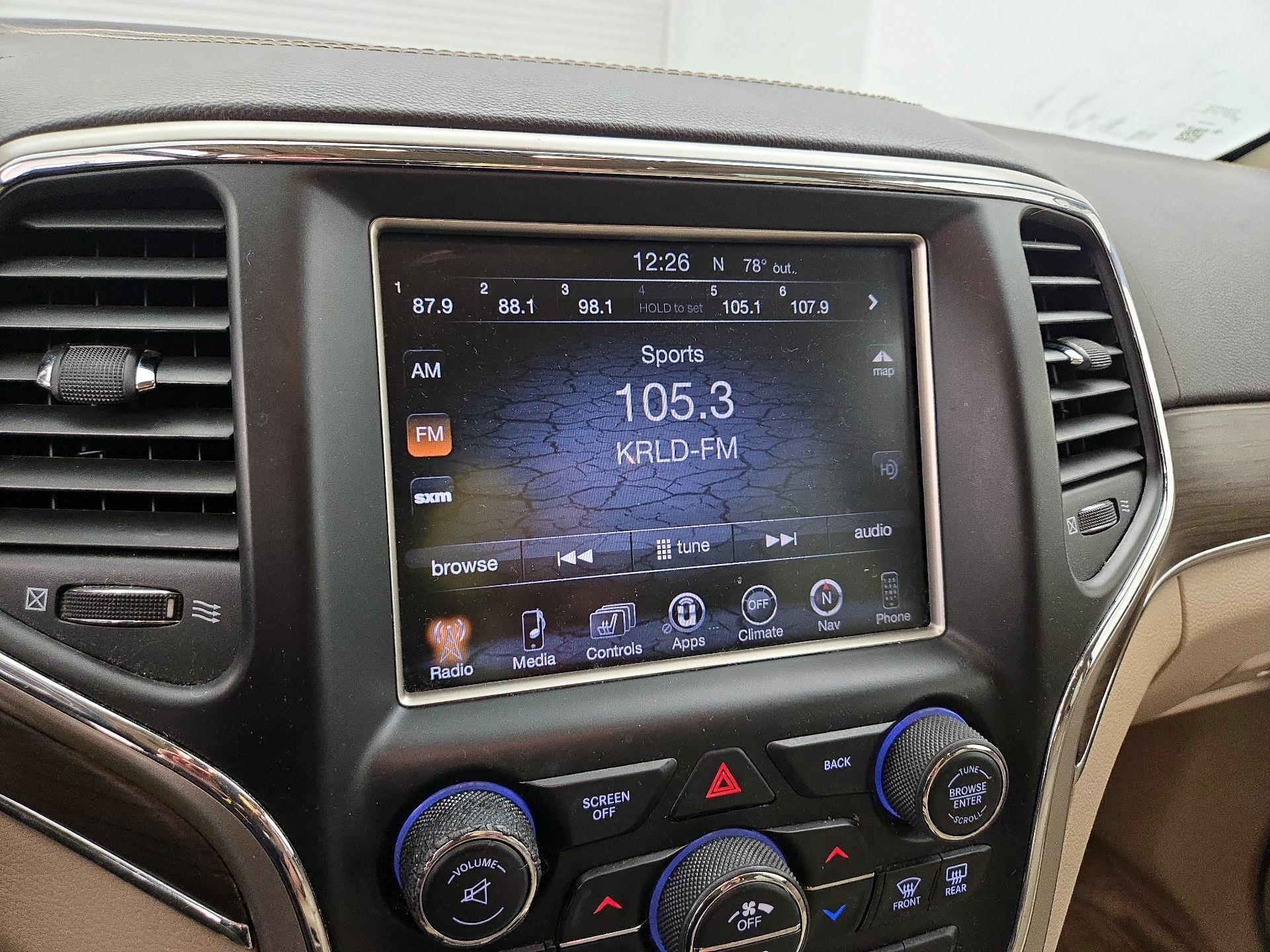 Thumbnail: 2016 Jeep Grand Cherokee - 16