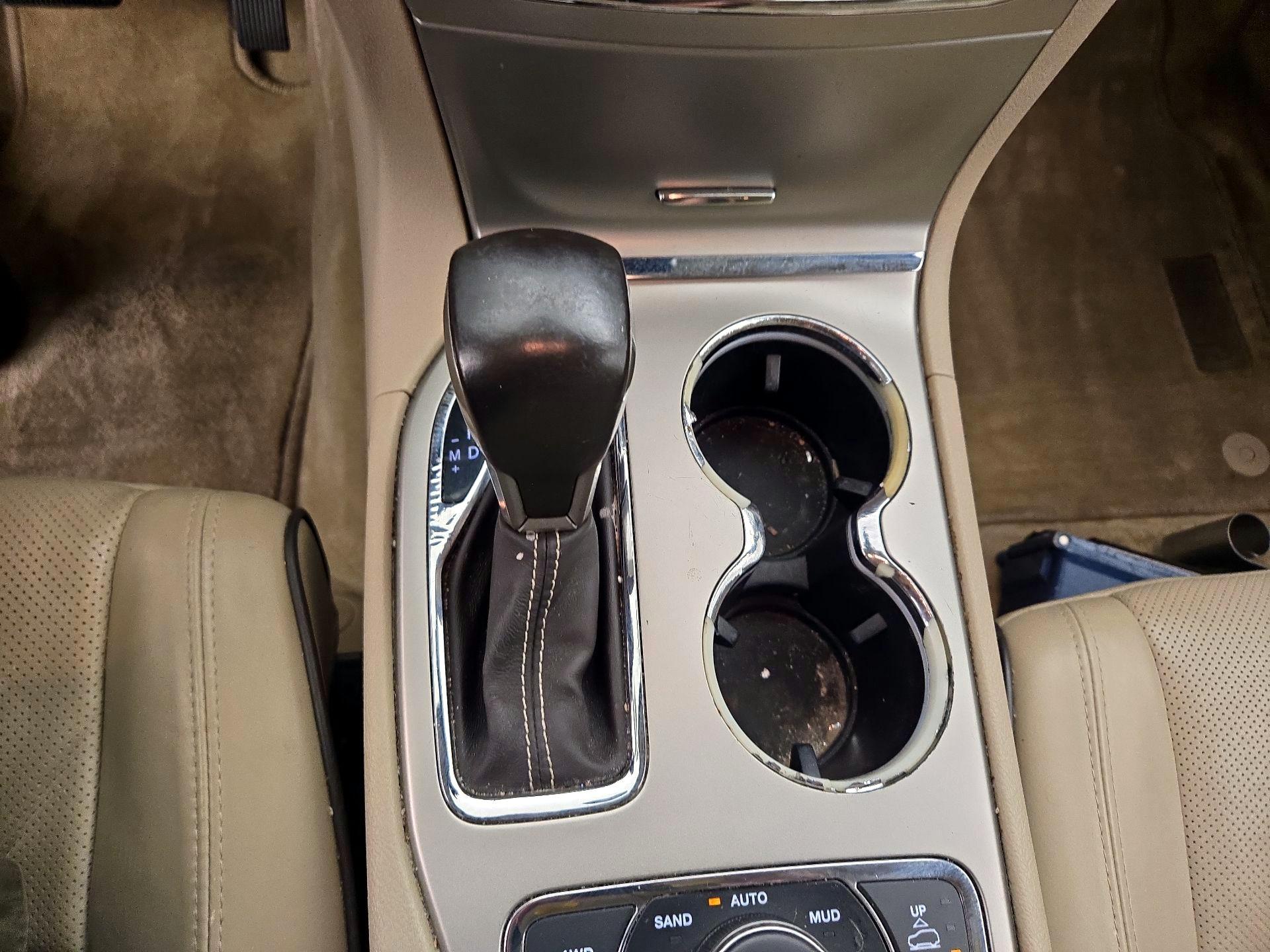 Thumbnail: 2016 Jeep Grand Cherokee - 18