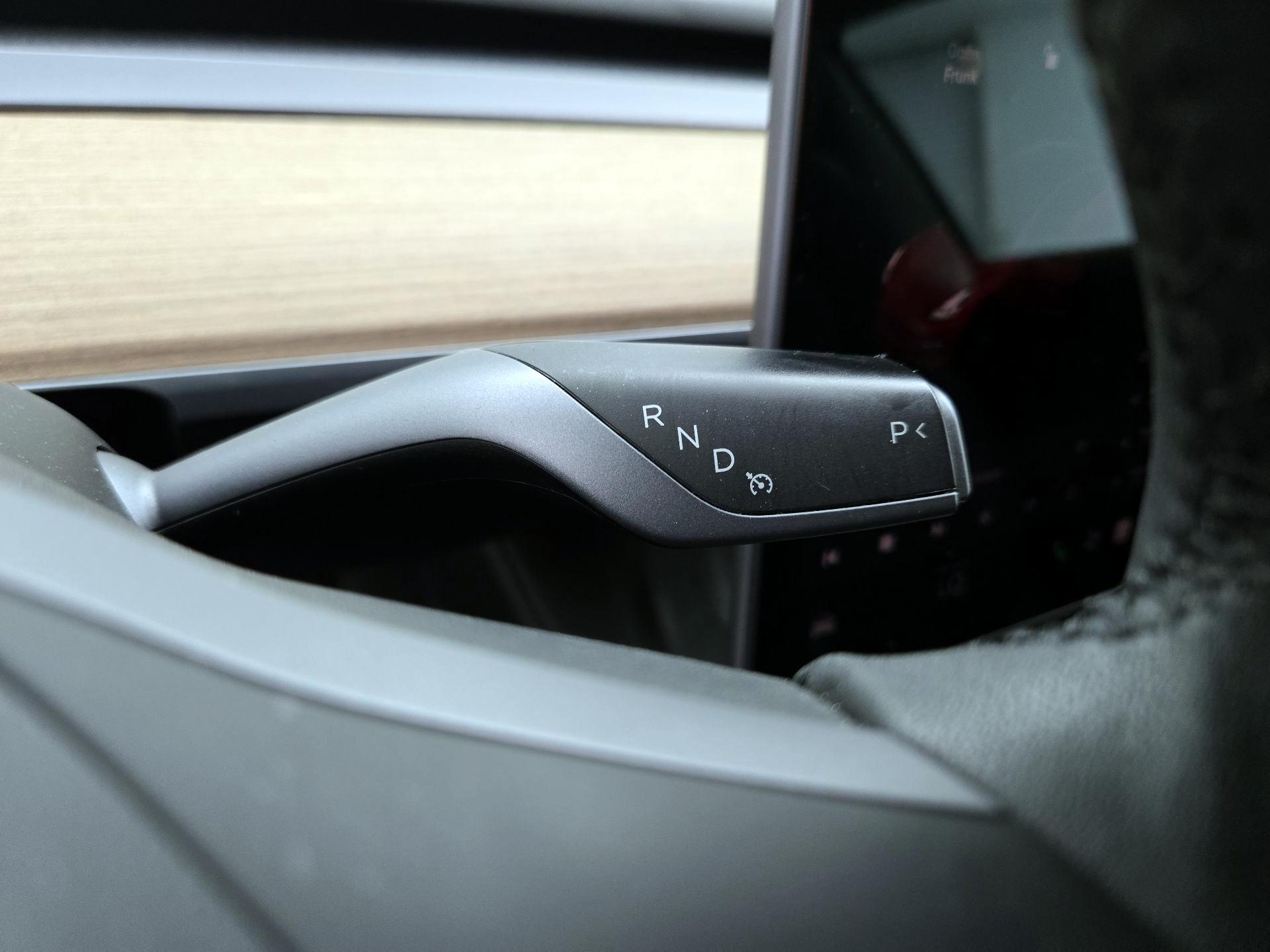 Thumbnail: 2021 Tesla Model 3 - 17