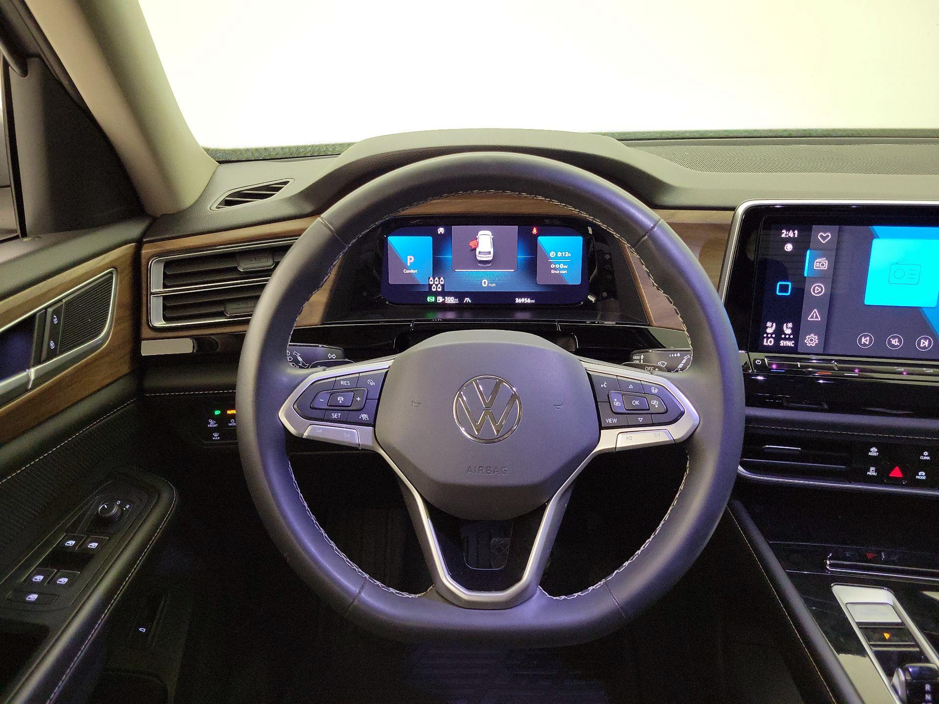 Thumbnail: 2024 Volkswagen Atlas - 10