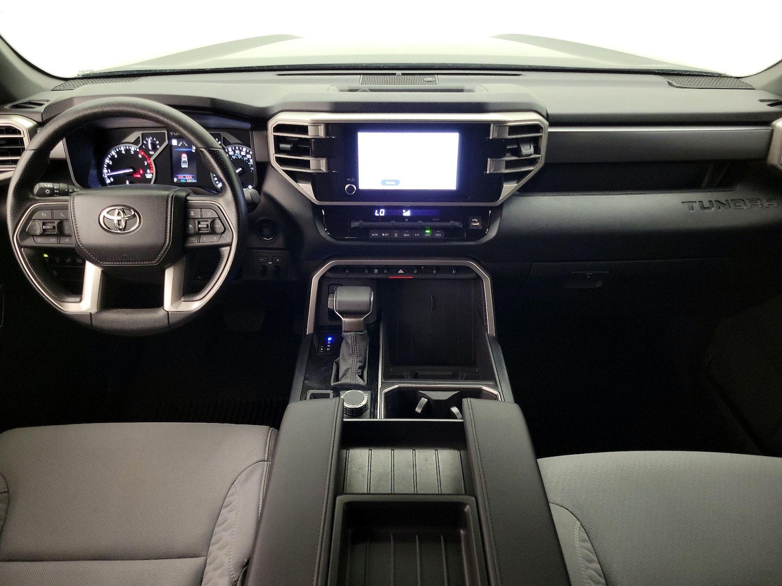2025 Toyota Tundra SR5 - Photo 10