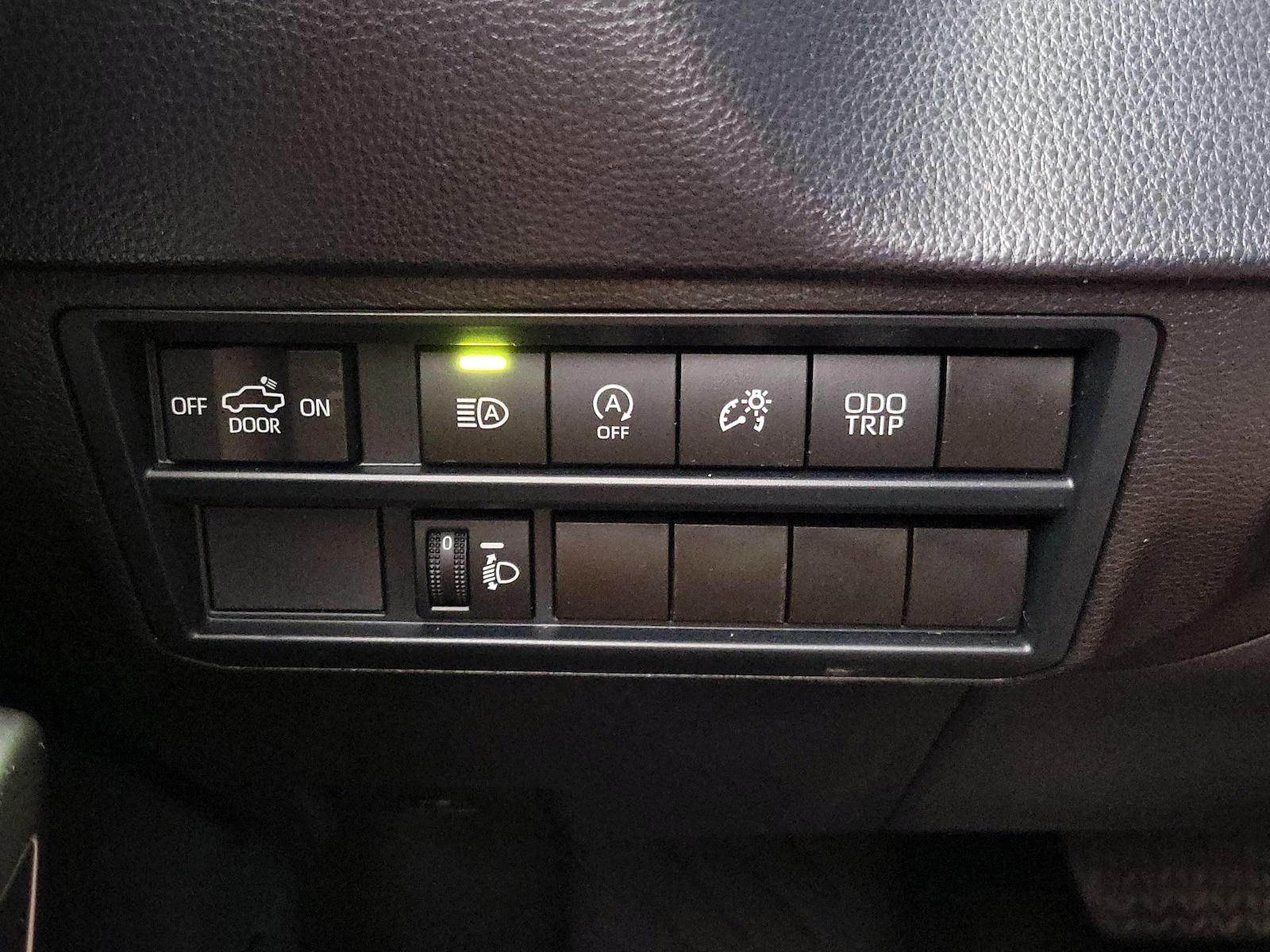 2025 Toyota Tundra SR5 - Photo 14