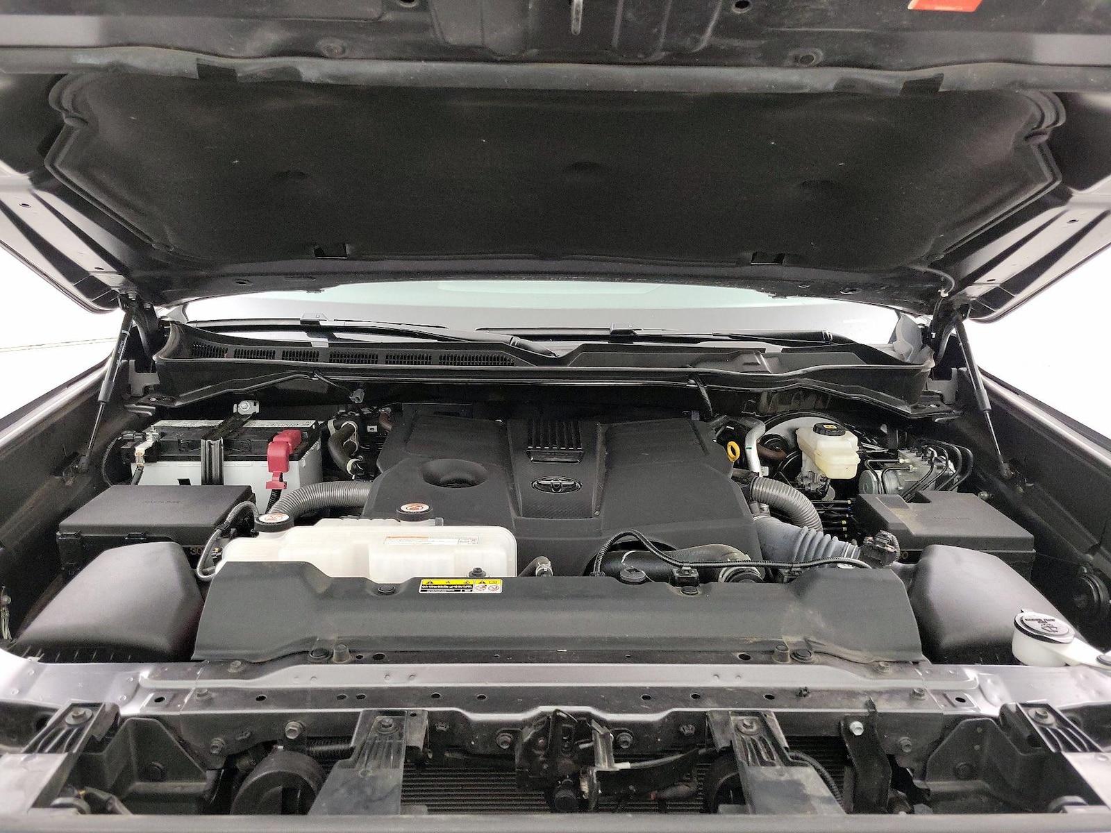 2025 Toyota Tundra SR5 - Photo 22