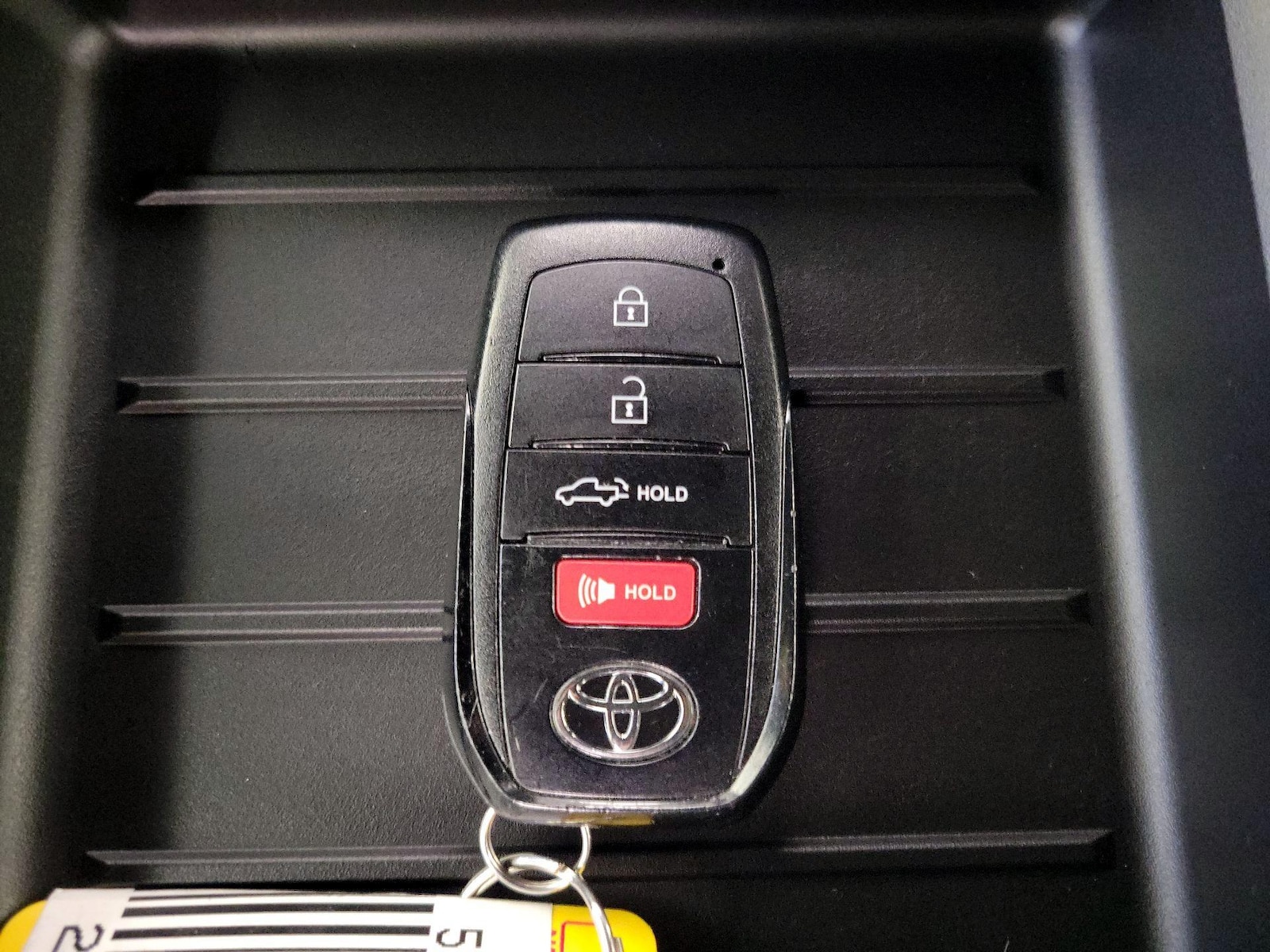 2025 Toyota Tundra SR5 - Photo 23