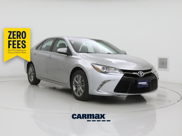 Silver 2017 Toyota Camry Sedan Front-Wheel Drive Automatic