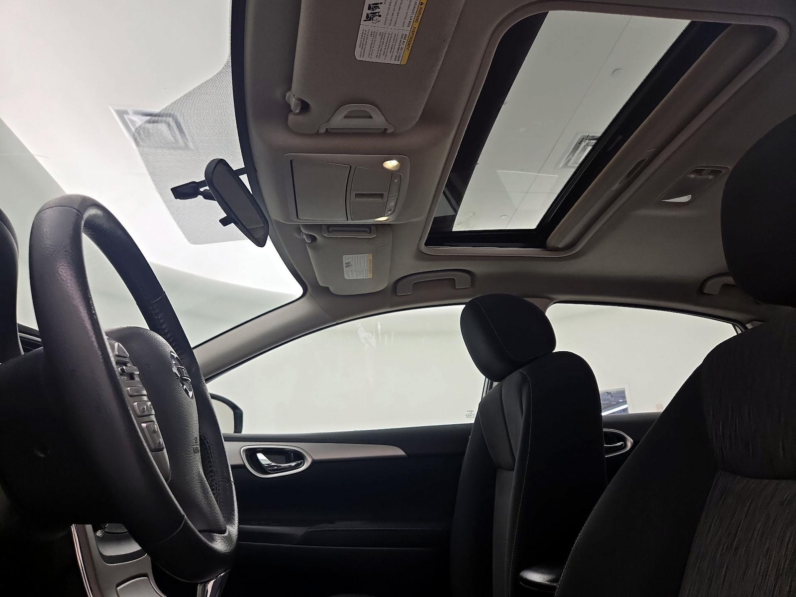Sunroof(s) & Overhead Airbags