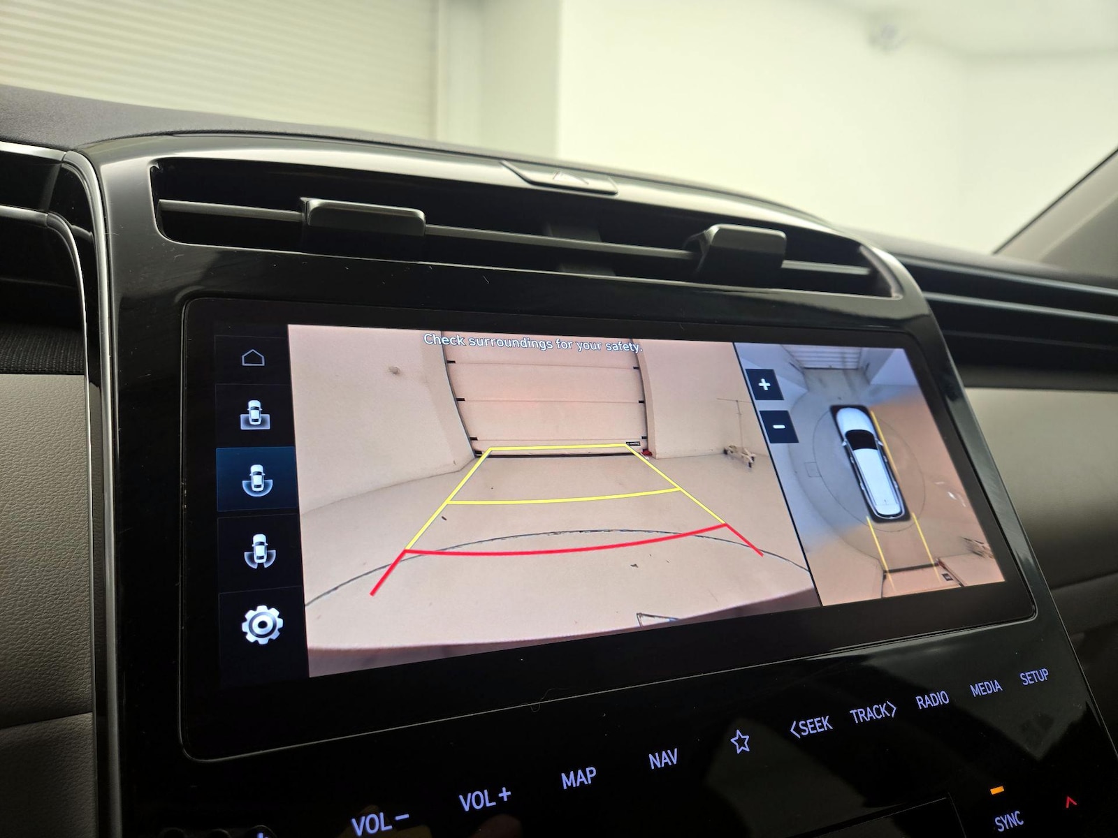 2022 Hyundai Tucson Limited - Photo 16