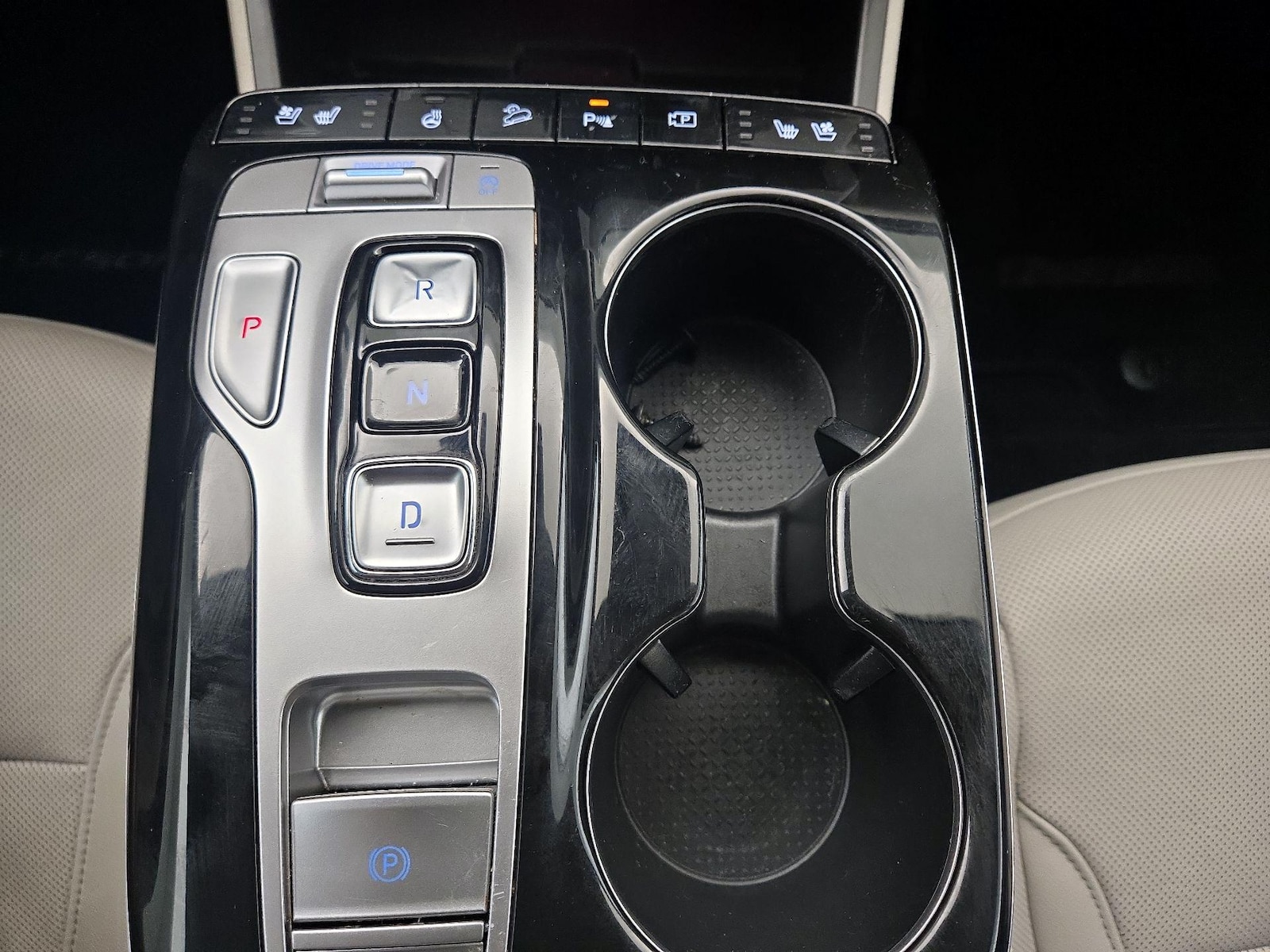 2022 Hyundai Tucson Limited - Photo 19