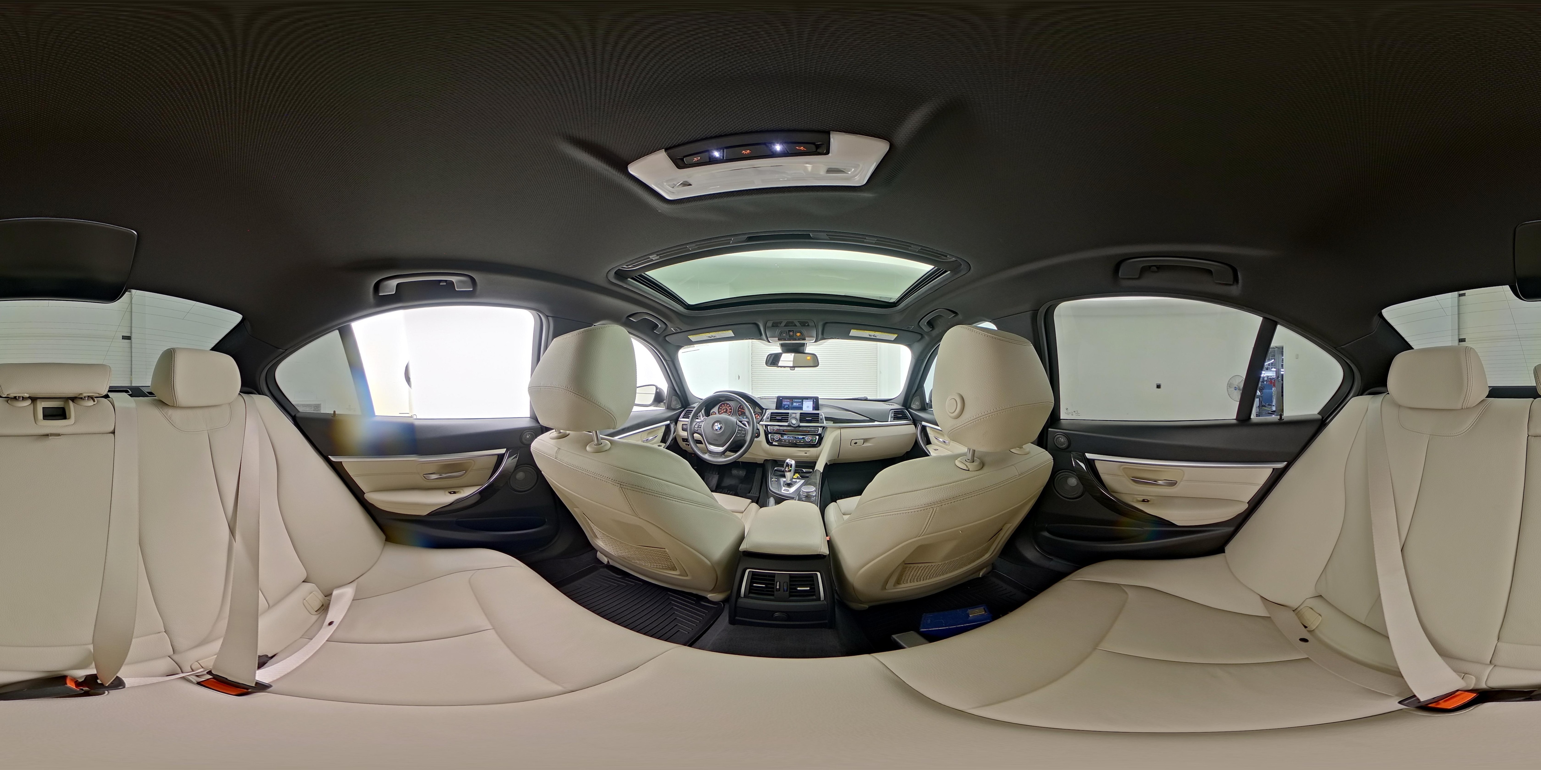 2018 BMW 3 Series 330e - Photo 25