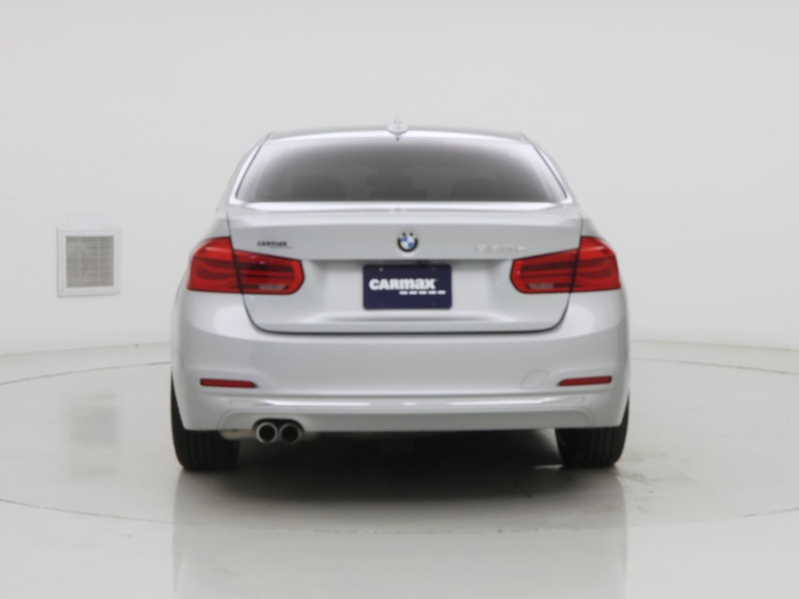2018 BMW 3 Series 330e - Photo 7