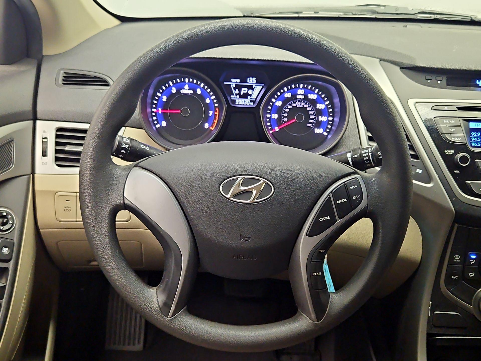 Thumbnail: 2016 Hyundai Elantra - 10