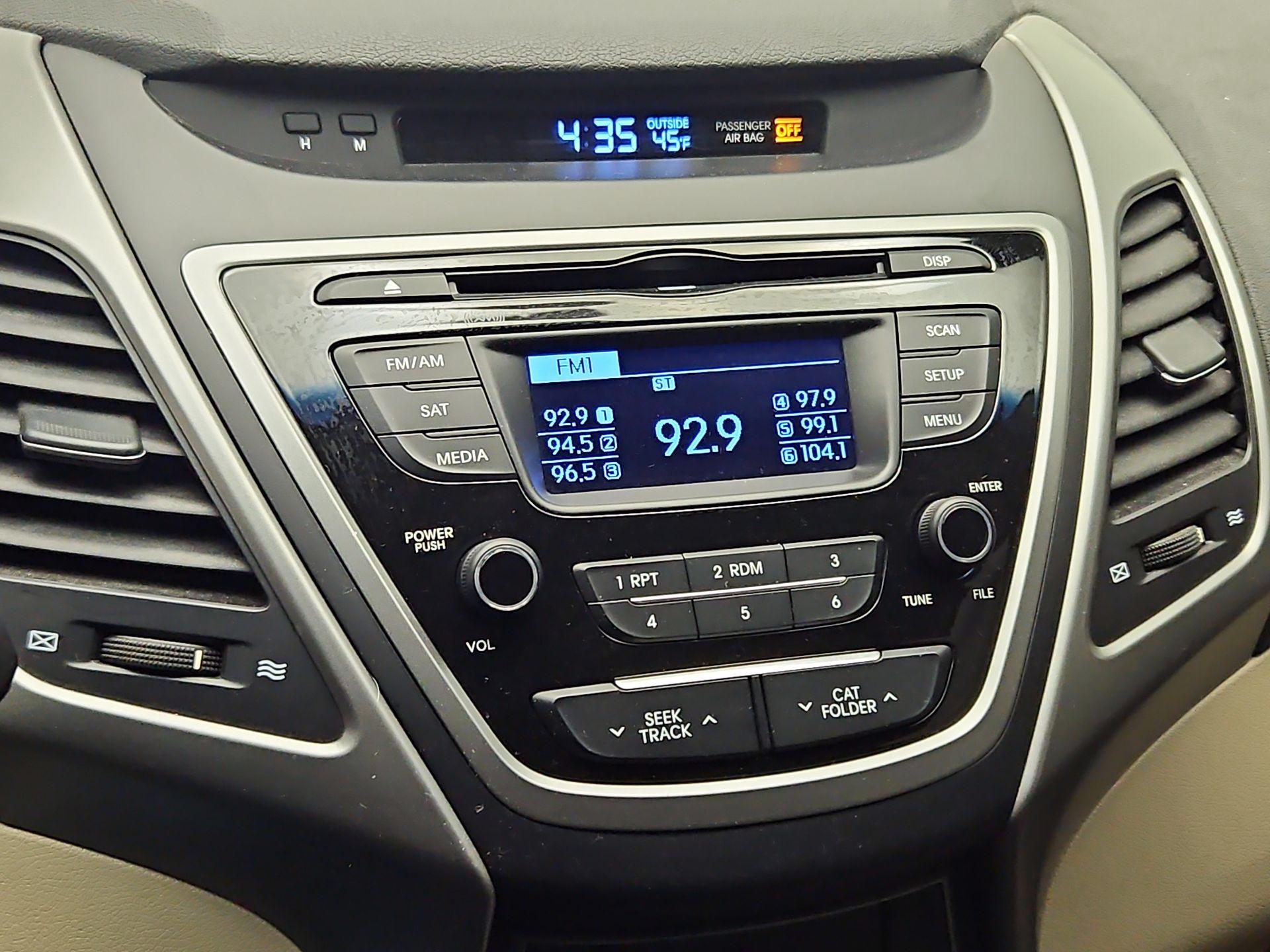 Thumbnail: 2016 Hyundai Elantra - 14